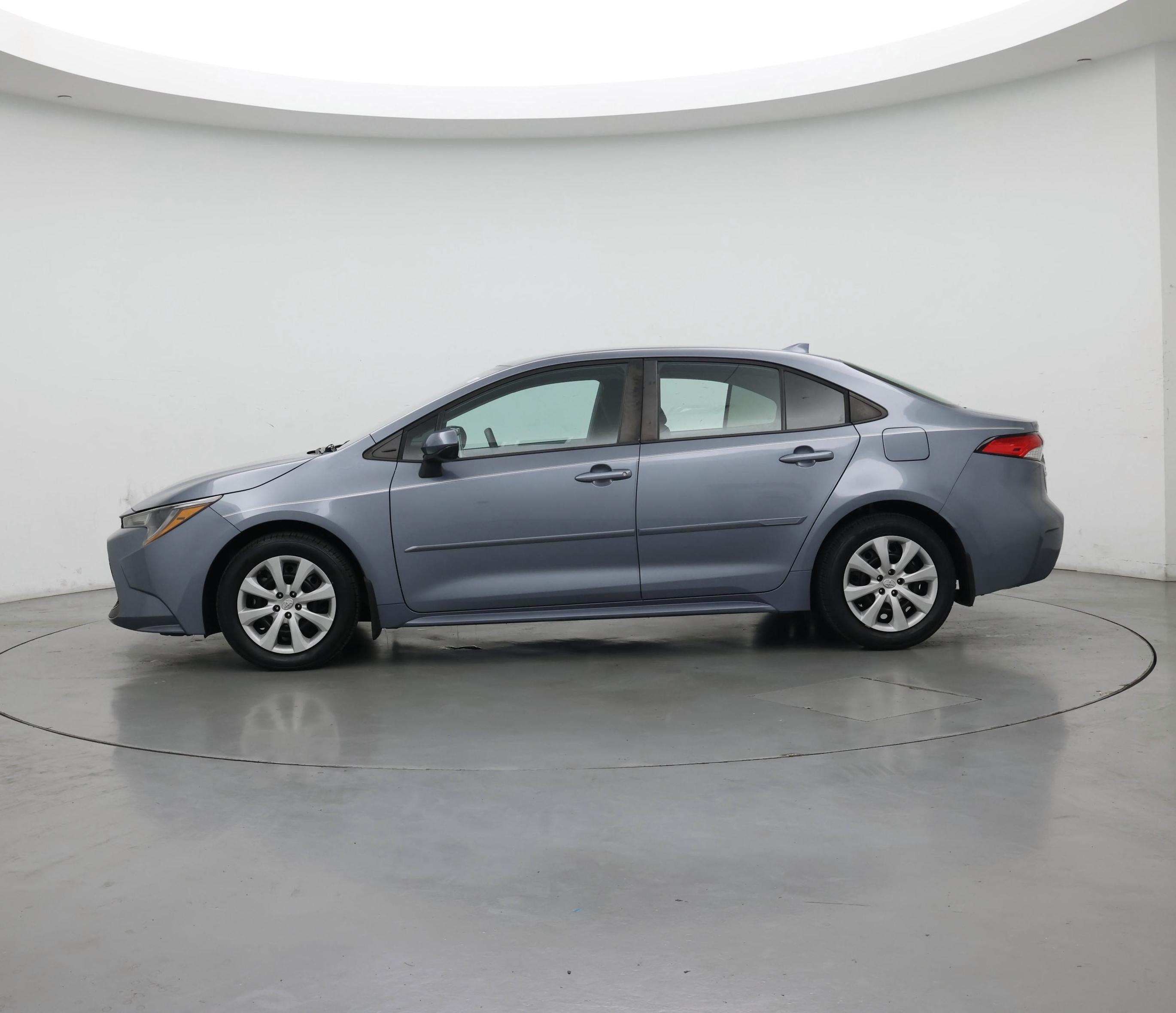 Thumbnail: 2021 Toyota Corolla - 3