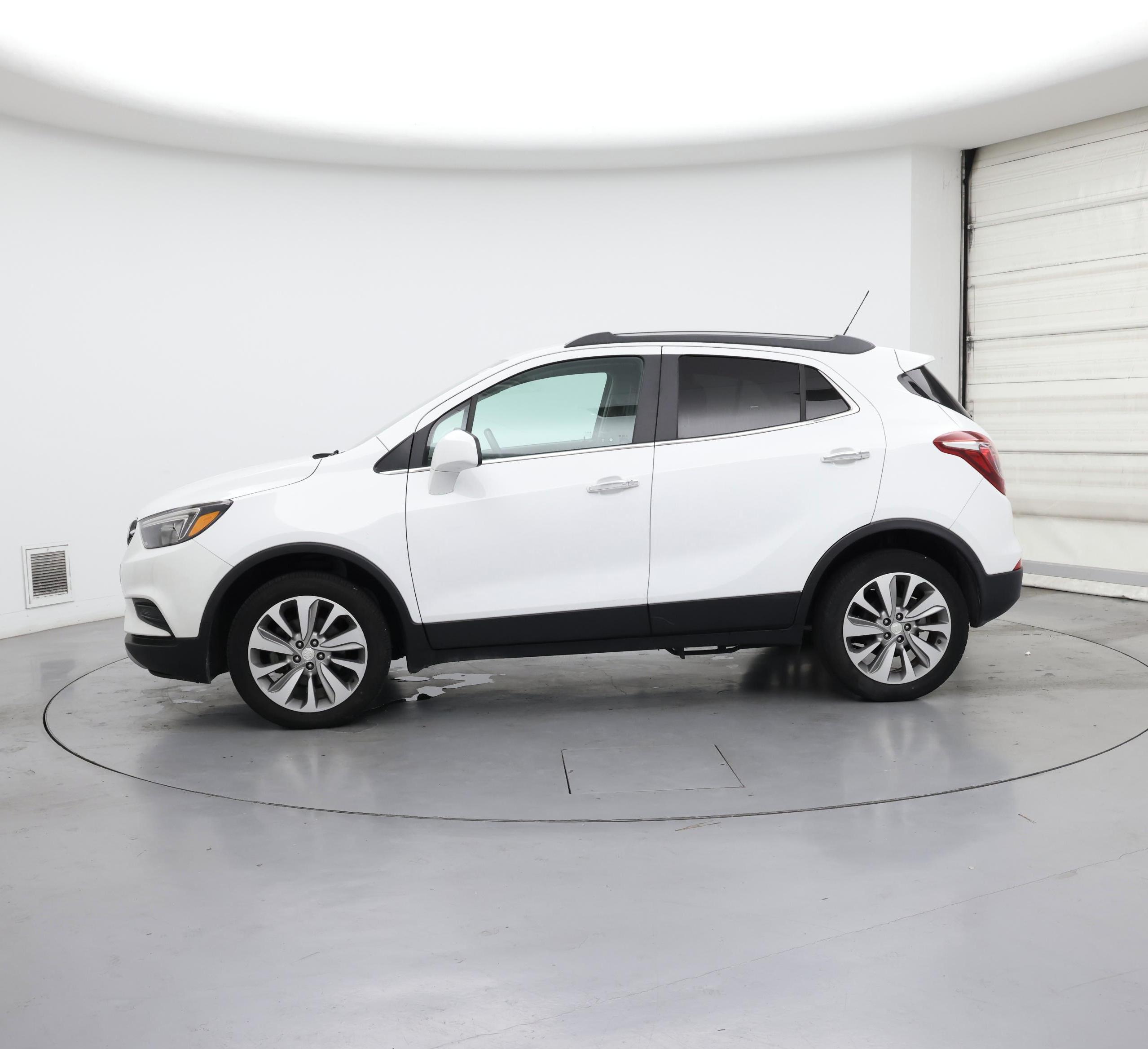 Thumbnail: 2020 Buick Encore - 3