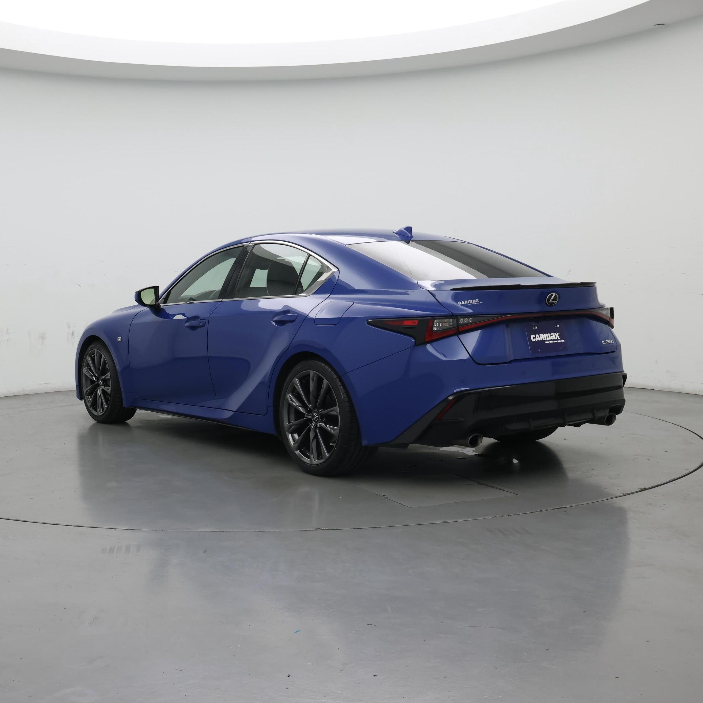 Thumbnail: 2022 Lexus IS - 2