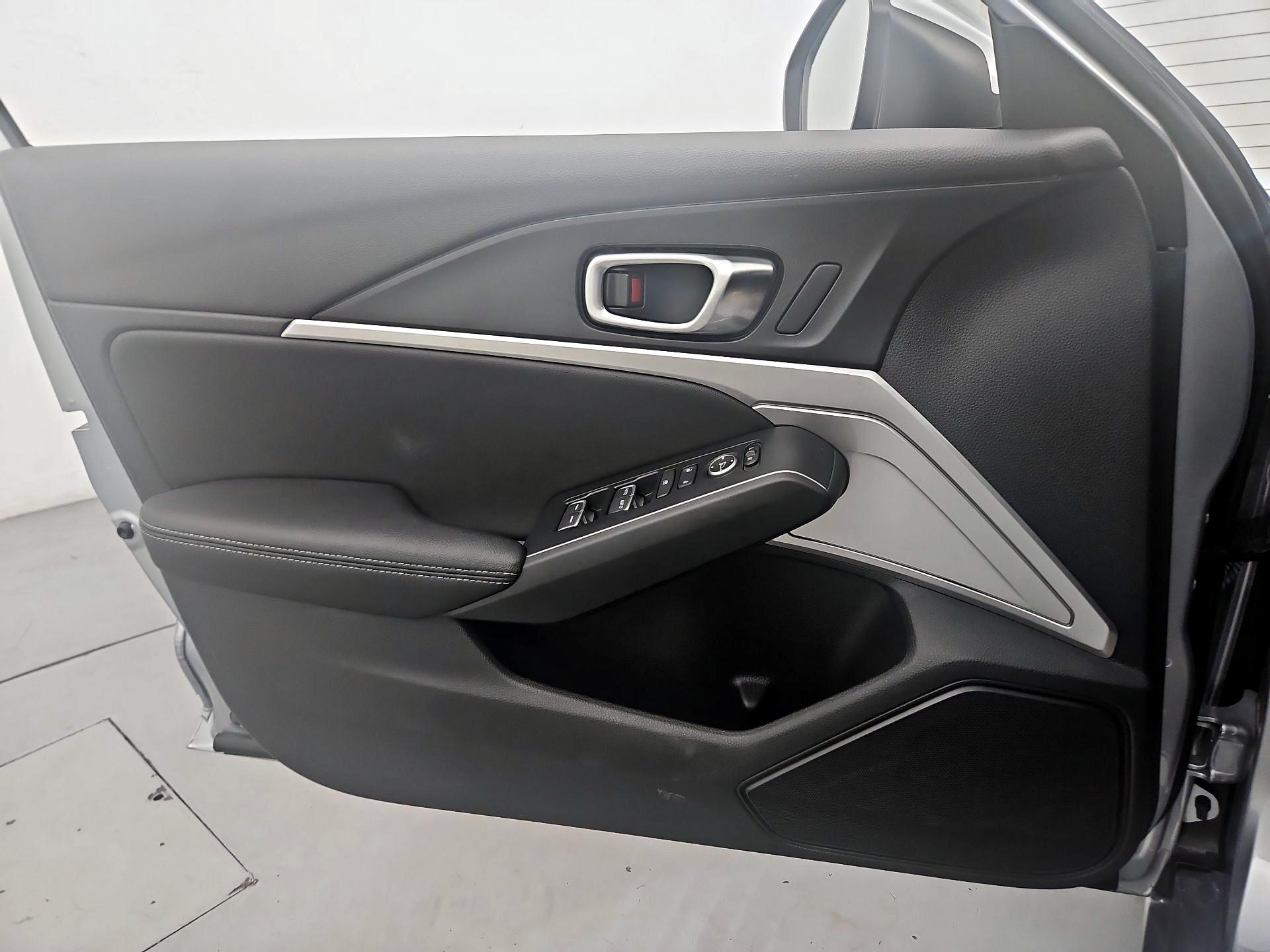 Thumbnail: 2023 Acura Integra - 12