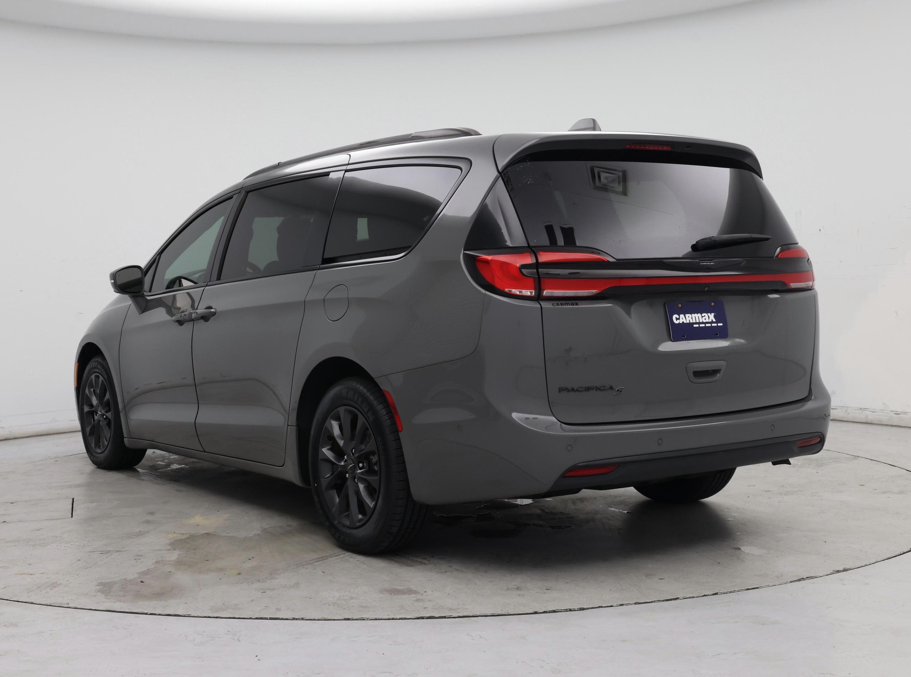 Thumbnail: 2021 Chrysler Pacifica - 2