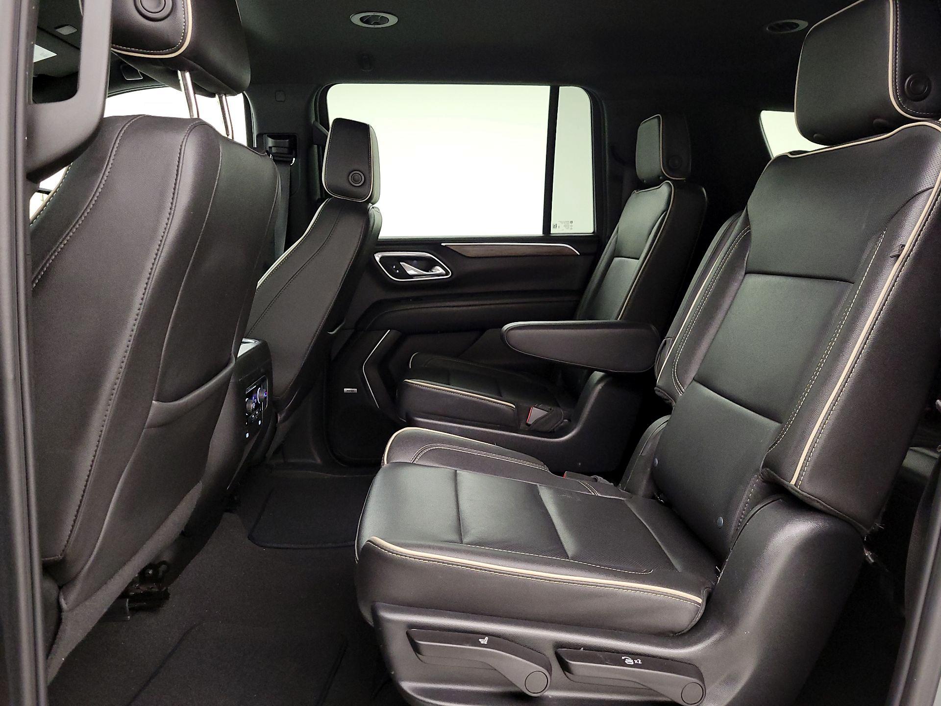 Thumbnail: 2023 Chevrolet Suburban - 19