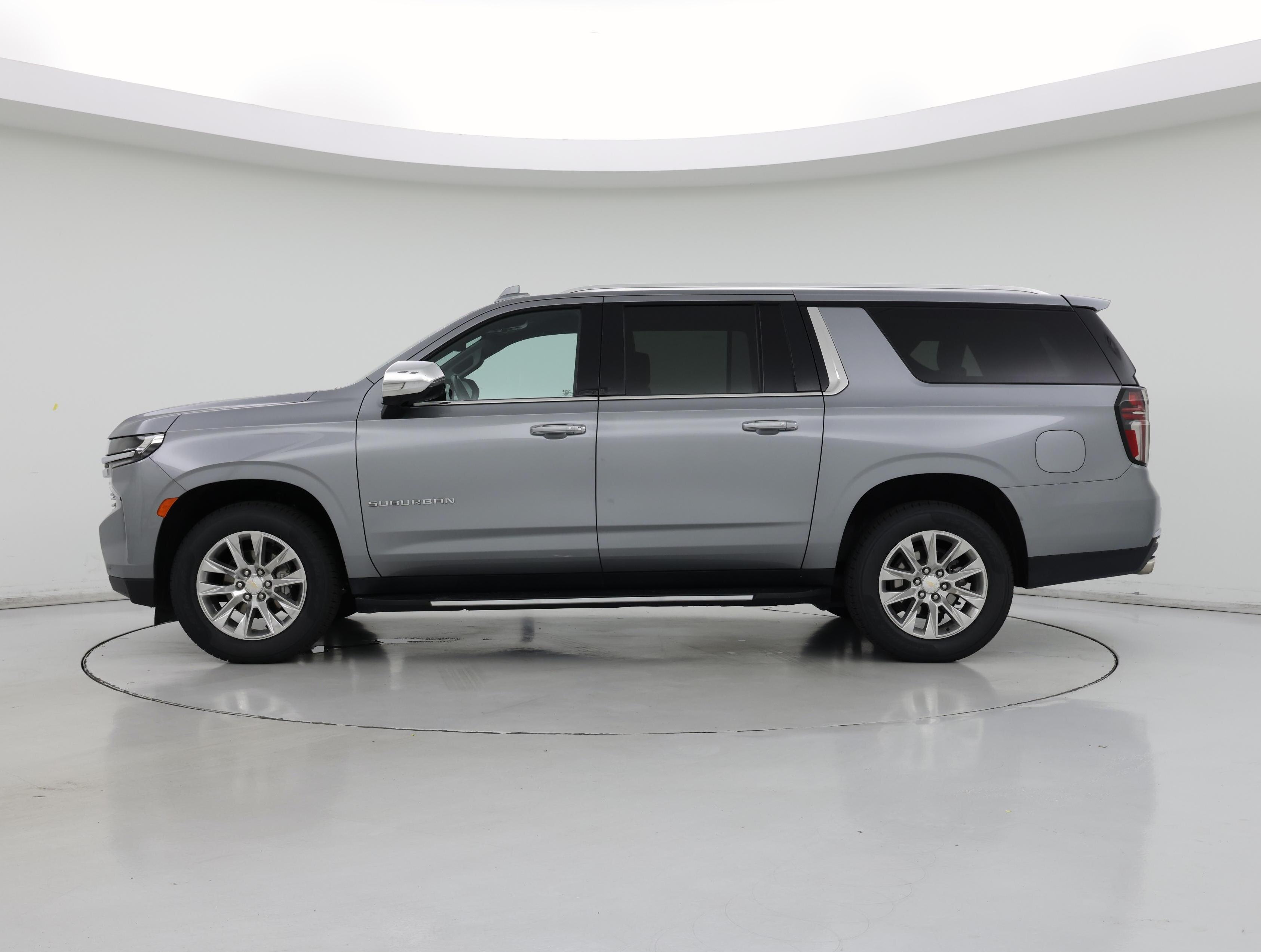 Thumbnail: 2023 Chevrolet Suburban - 3