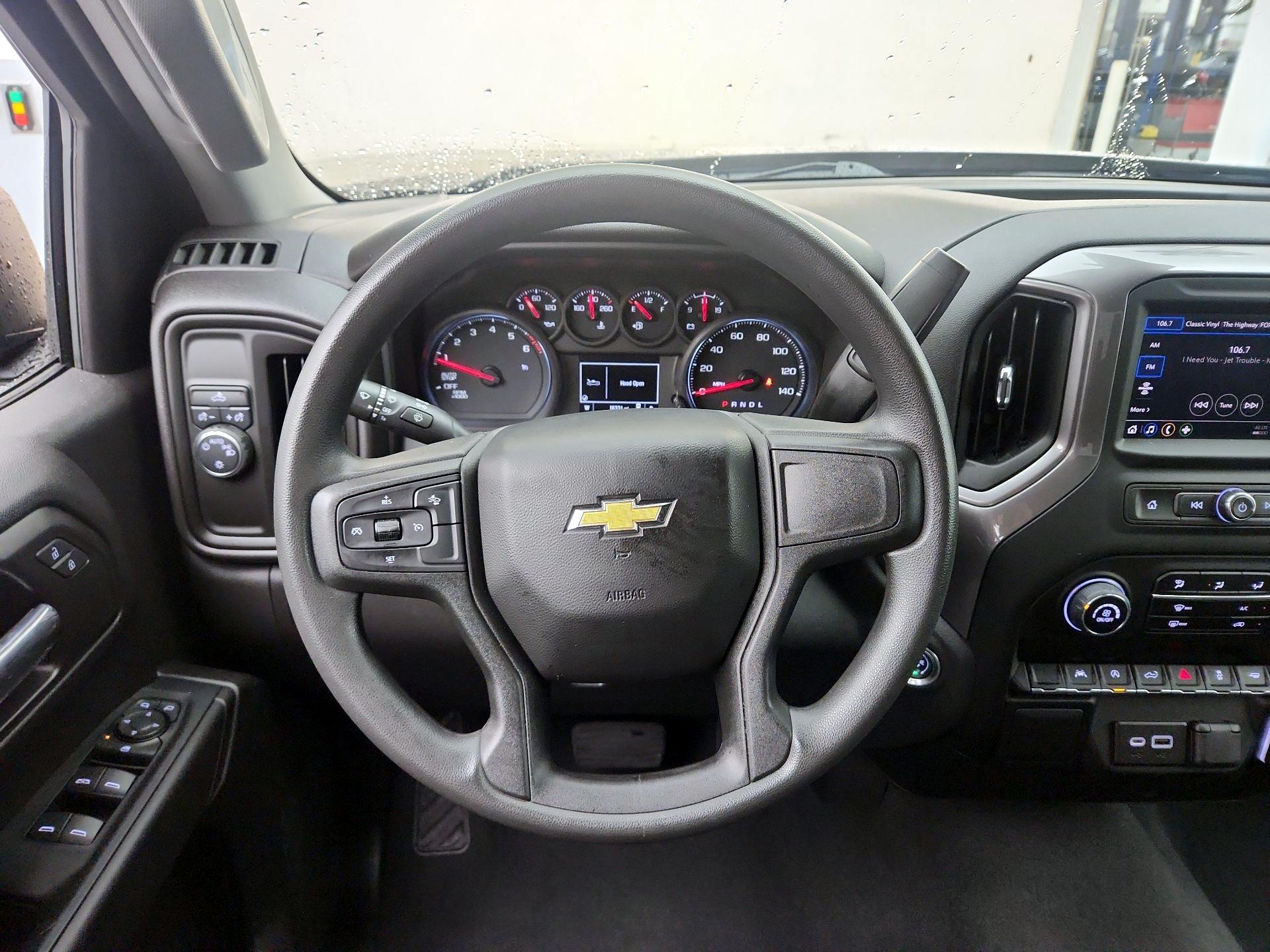 Thumbnail: 2023 Chevrolet Silverado 1500 - 10