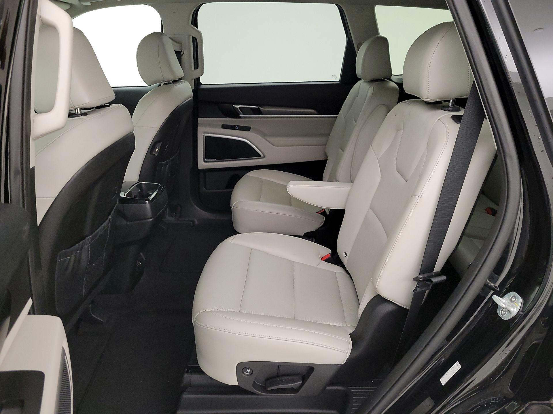Thumbnail: 2020 Kia Telluride - 20
