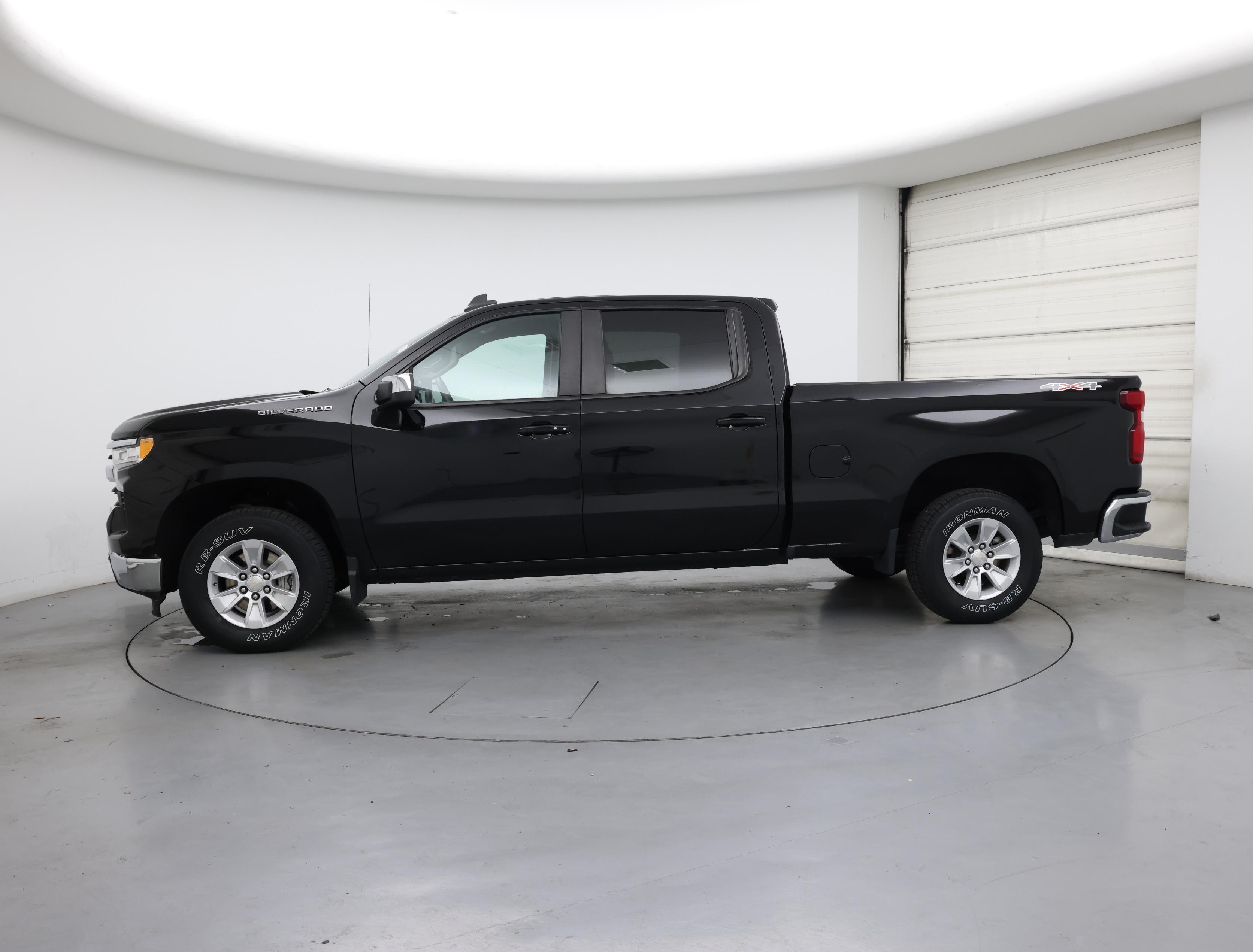 Thumbnail: 2023 Chevrolet Silverado 1500 - 3
