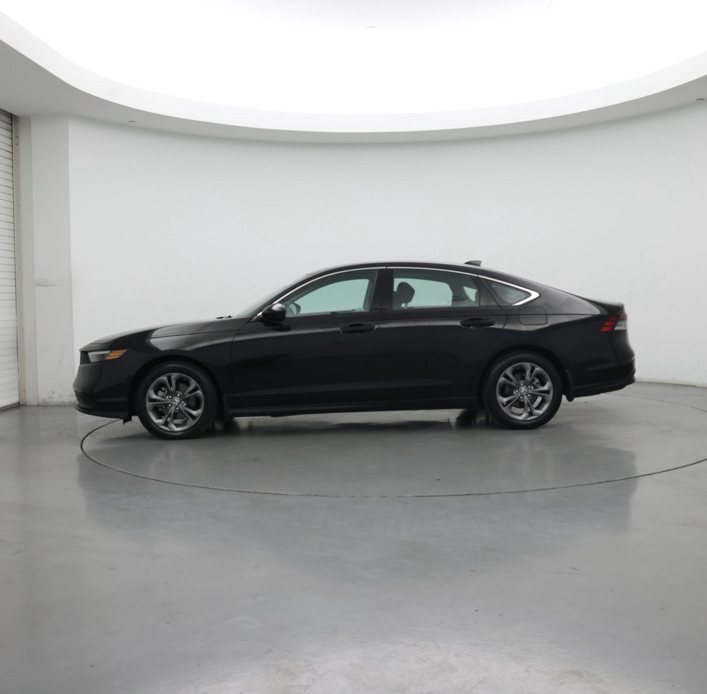 Thumbnail: 2023 Honda Accord - 3