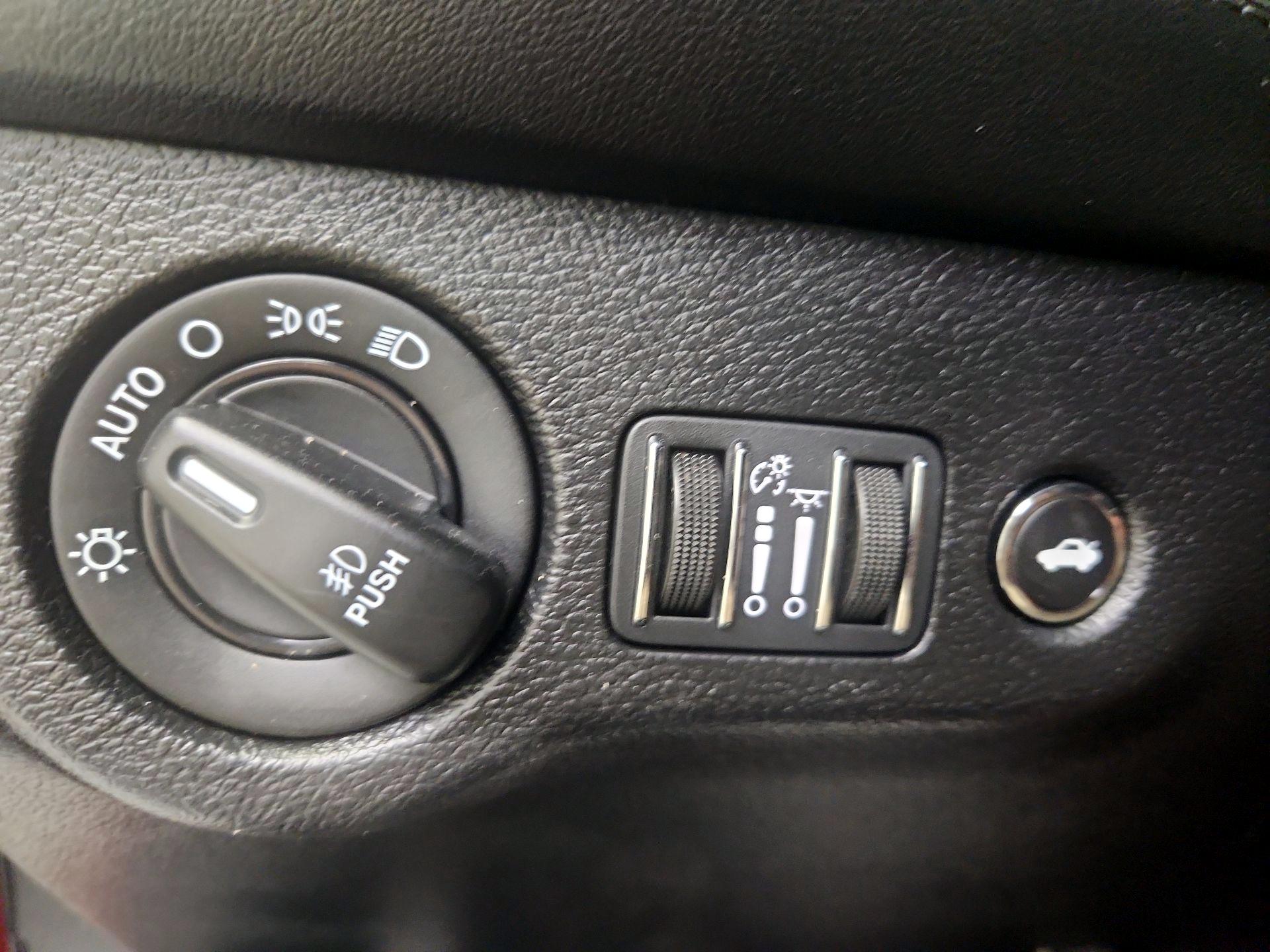 Thumbnail: 2020 Dodge Challenger - 13