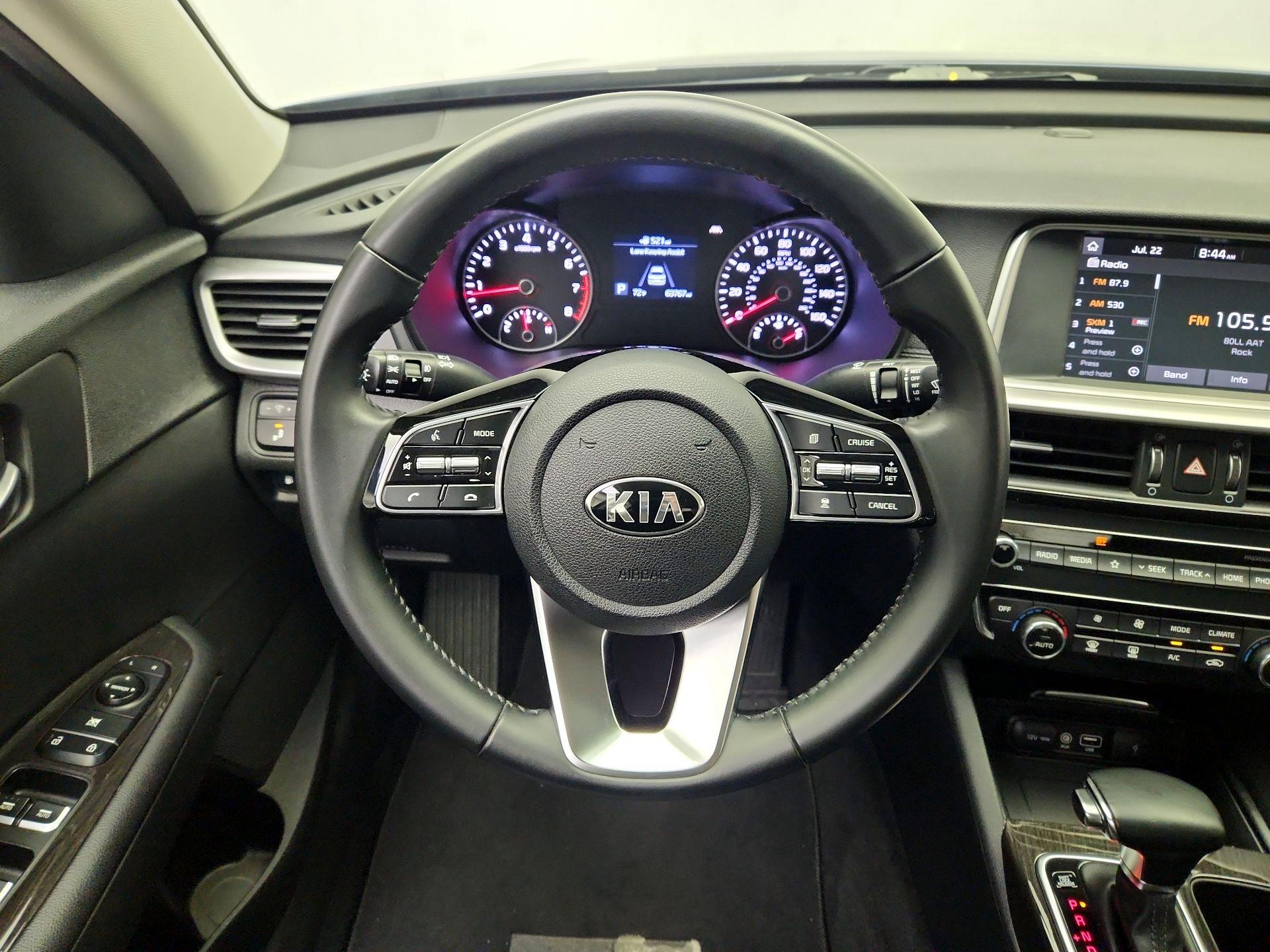 Thumbnail: 2020 Kia Optima - 10