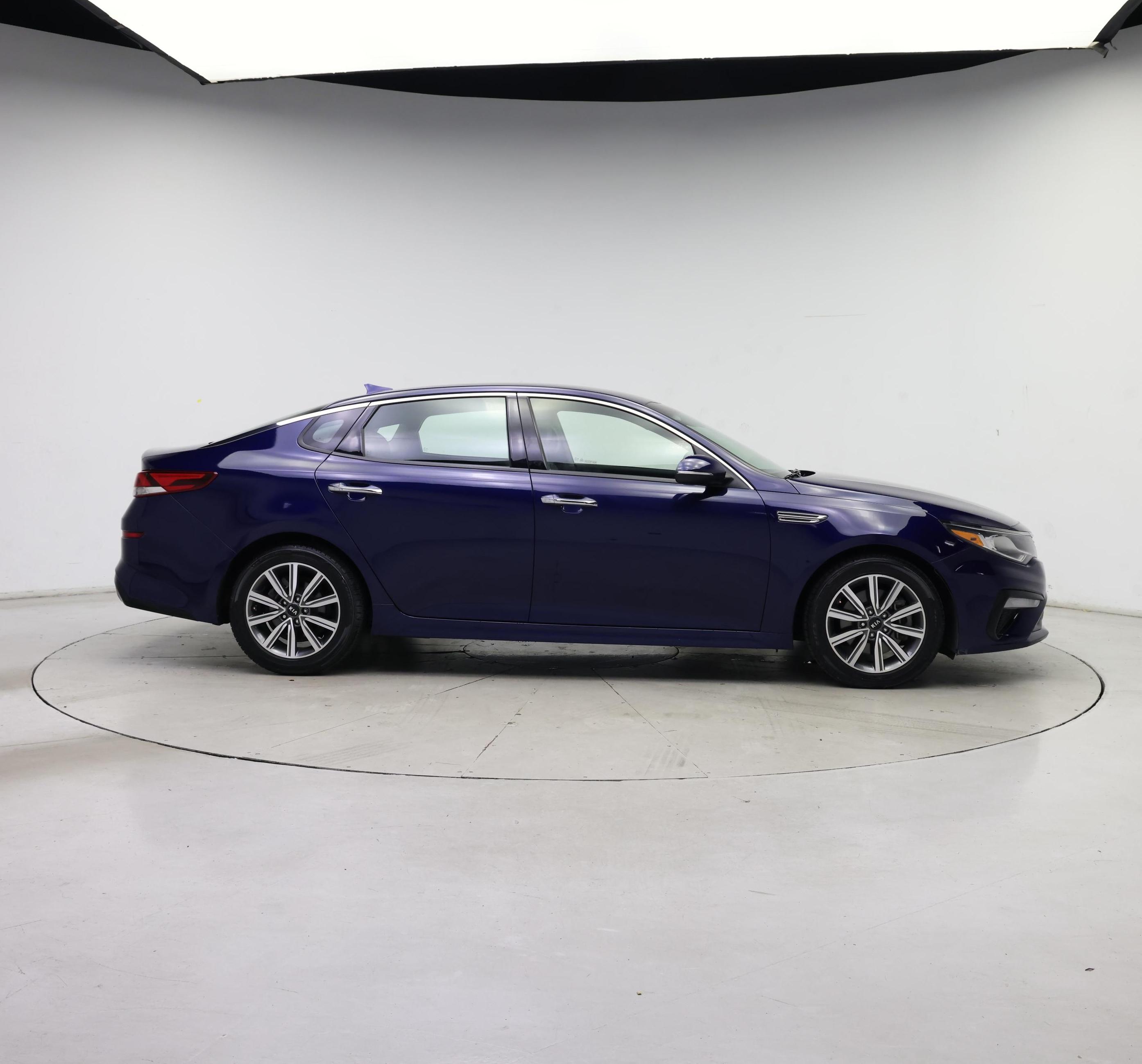 Thumbnail: 2020 Kia Optima - 7