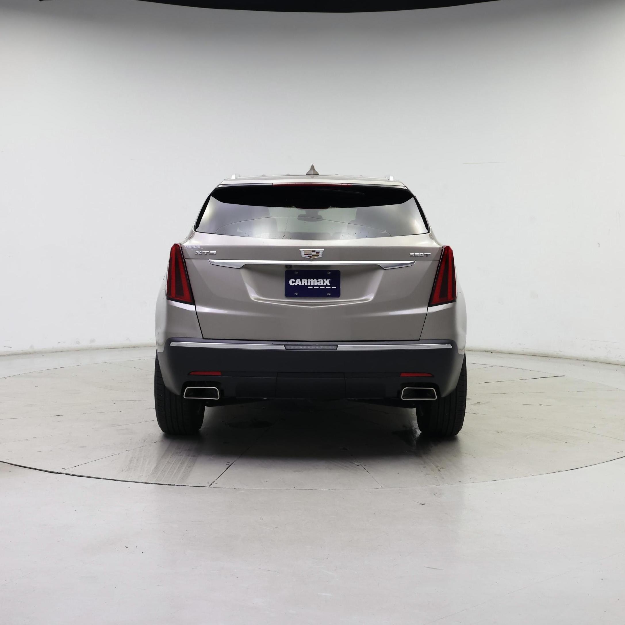 Thumbnail: 2022 Cadillac XT5 - 6