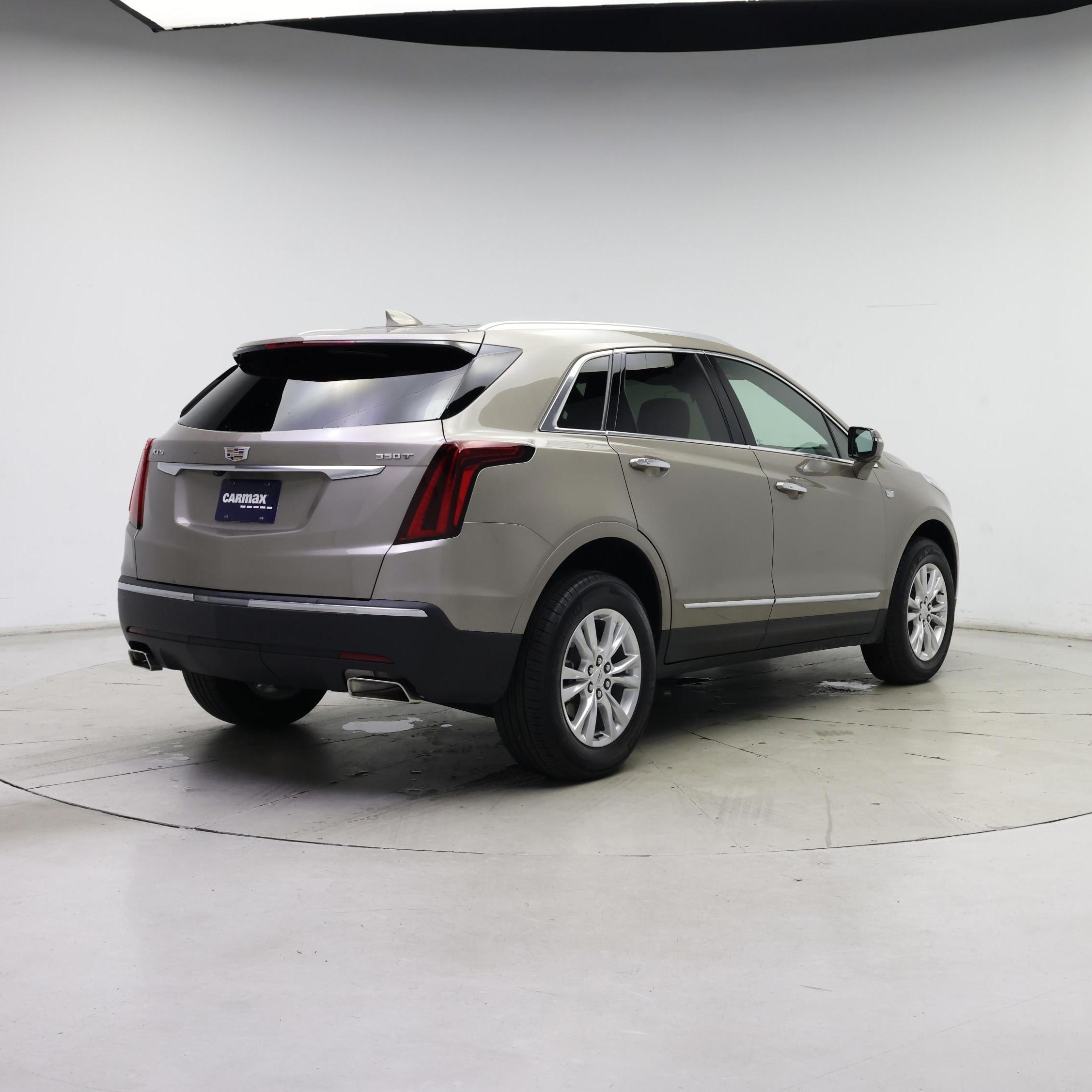 Thumbnail: 2022 Cadillac XT5 - 8