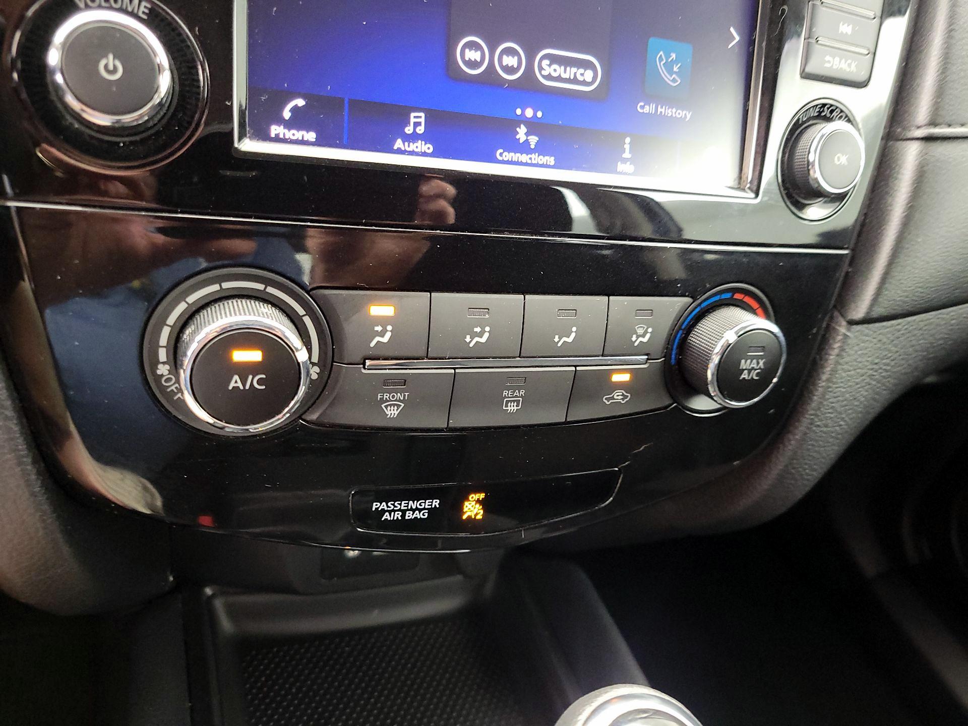 Thumbnail: 2020 Nissan Rogue - 16
