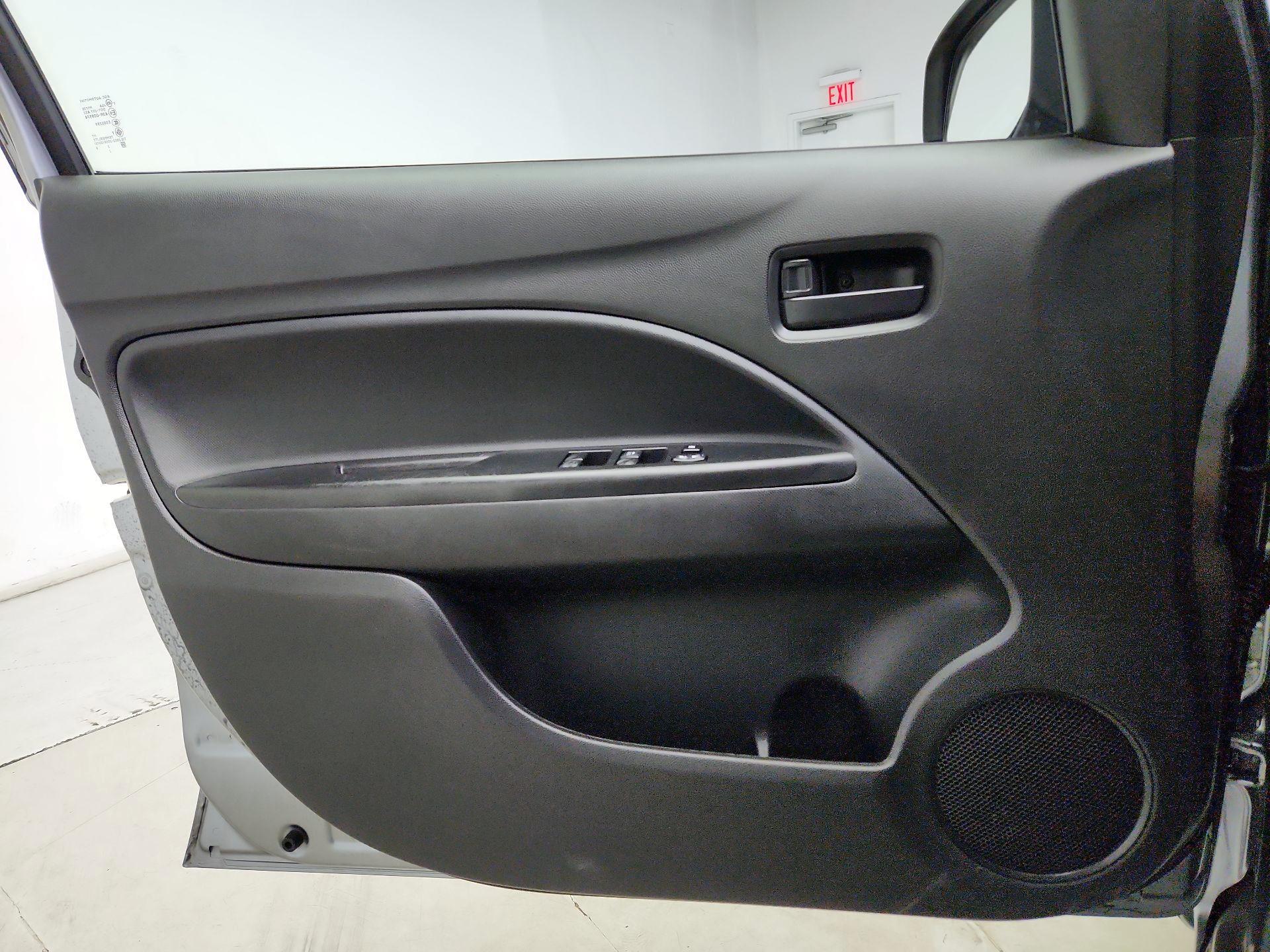Thumbnail: 2020 Mitsubishi Mirage - 12