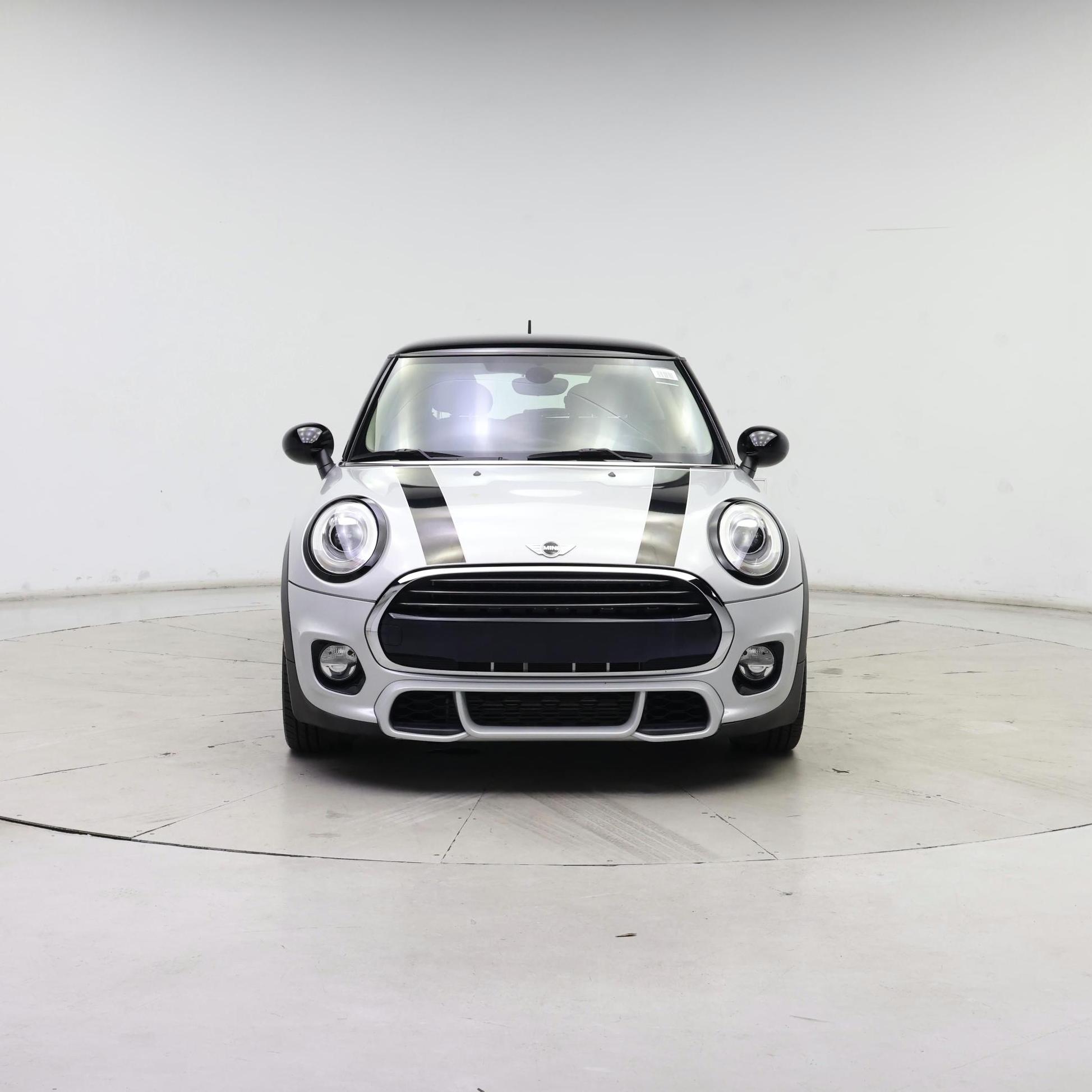 Thumbnail: 2016 MINI Cooper Hardtop - 5