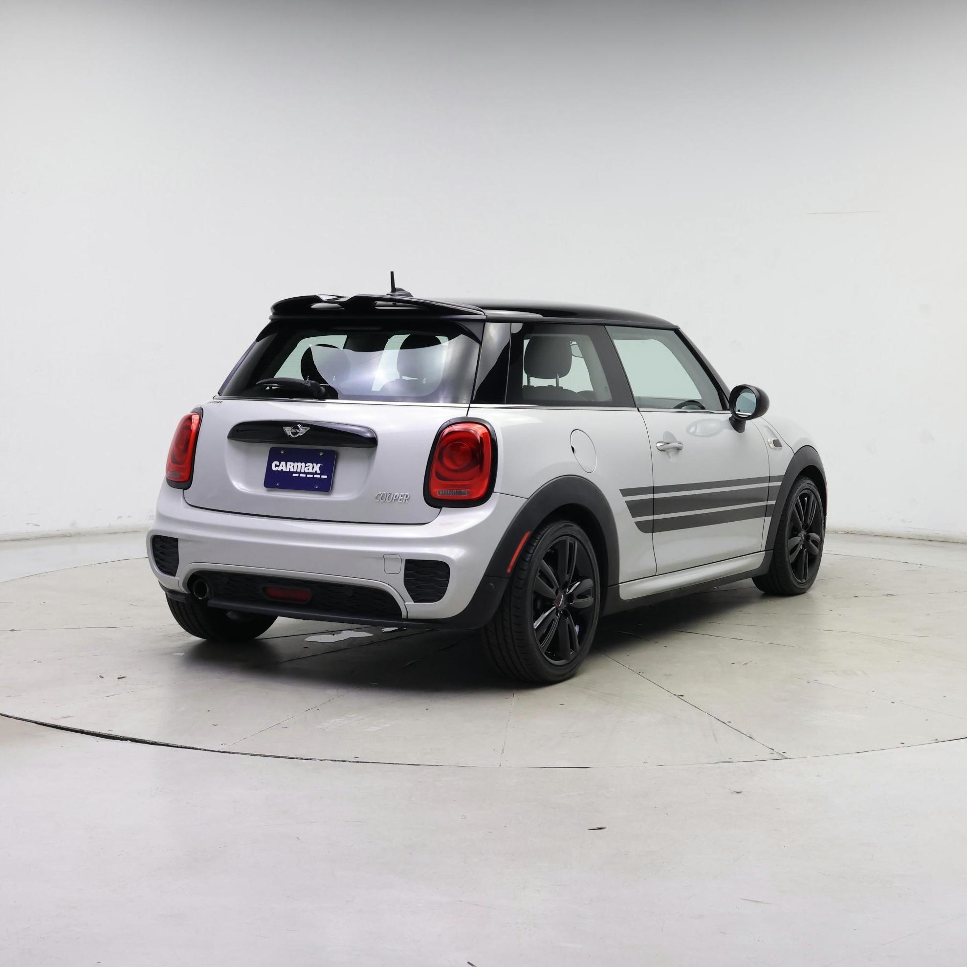 Thumbnail: 2016 MINI Cooper Hardtop - 8