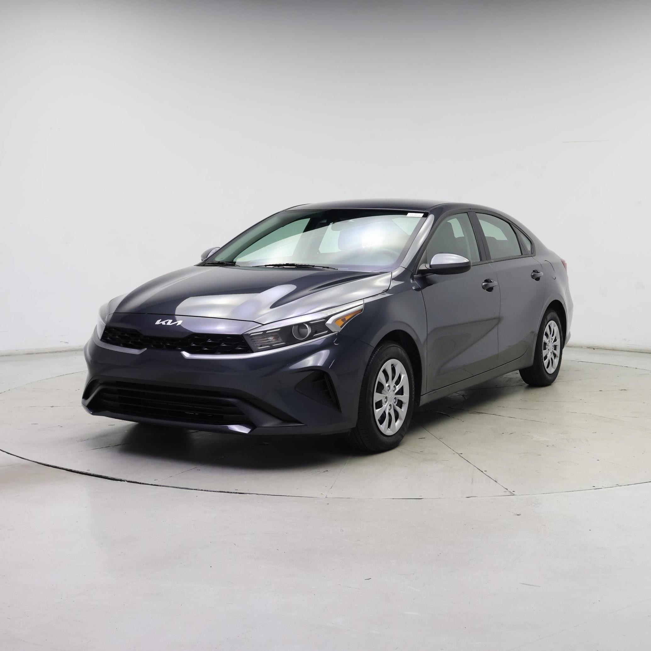Thumbnail: 2024 Kia Forte - 4