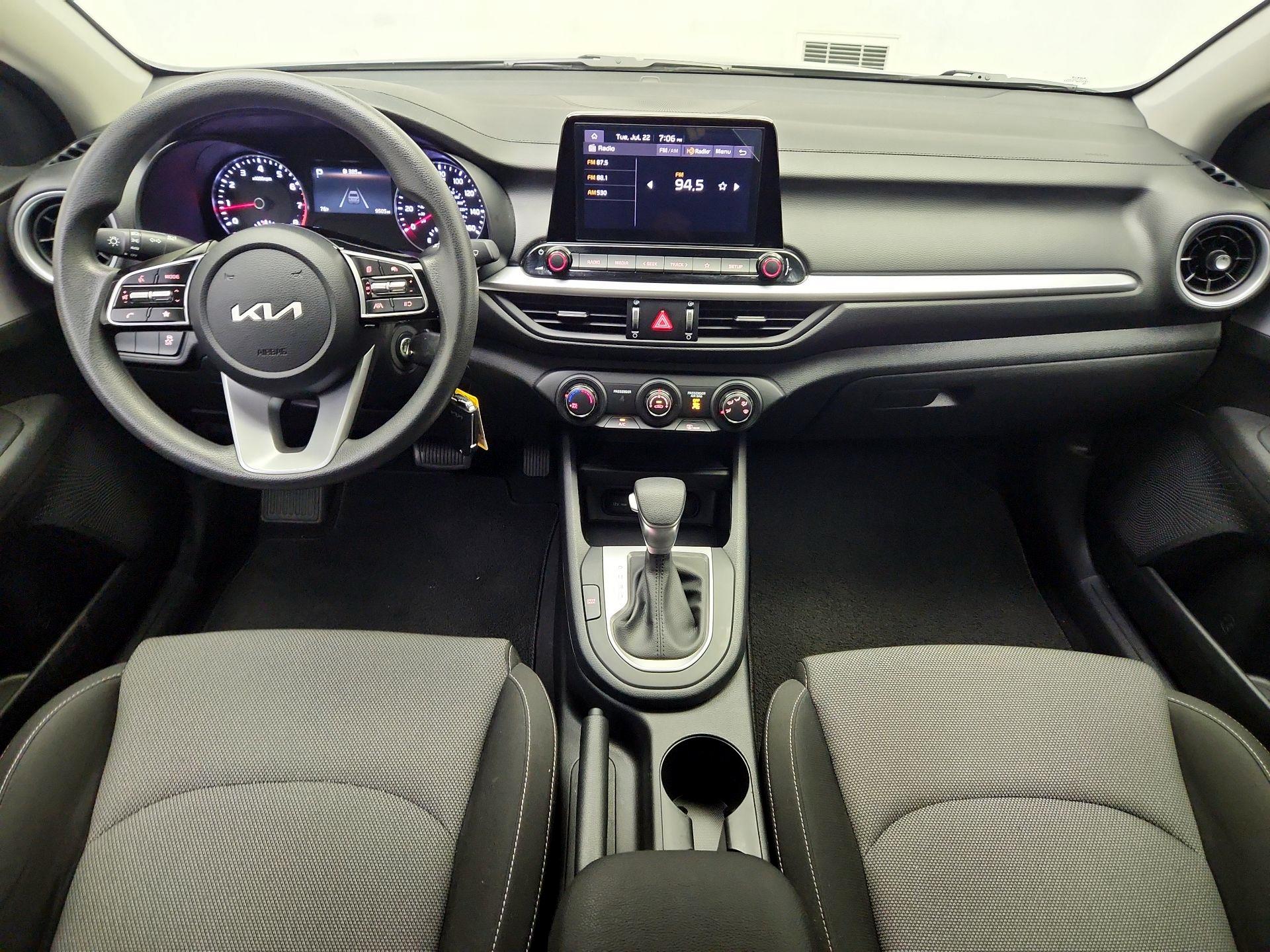Thumbnail: 2024 Kia Forte - 9