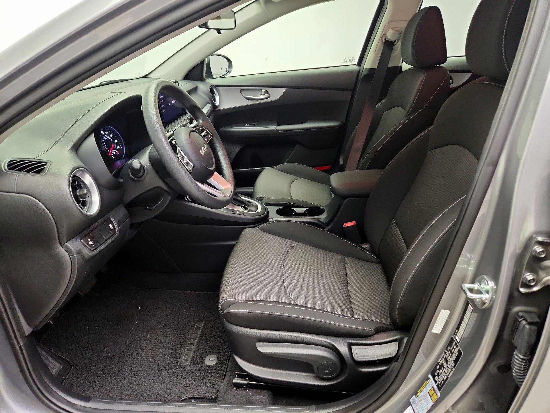 Thumbnail: 2024 Kia Forte - 11