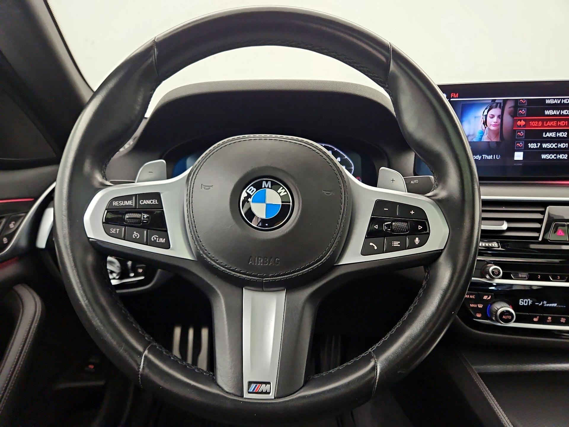 Thumbnail: 2021 BMW 5 Series - 10