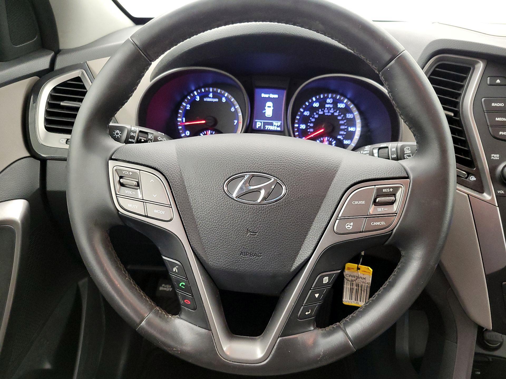 Thumbnail: 2014 Hyundai Santa Fe - 10