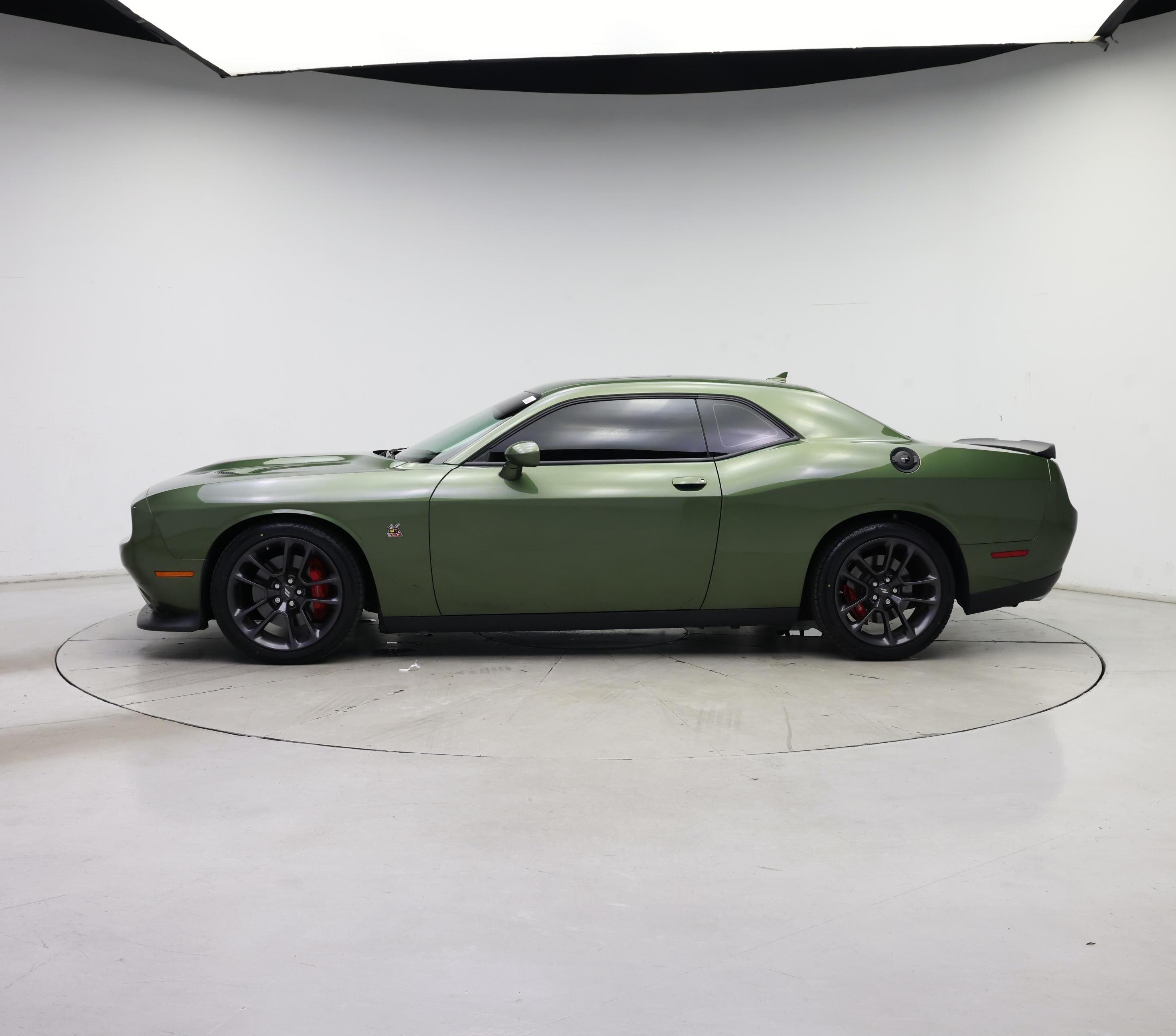Thumbnail: 2022 Dodge Challenger - 3
