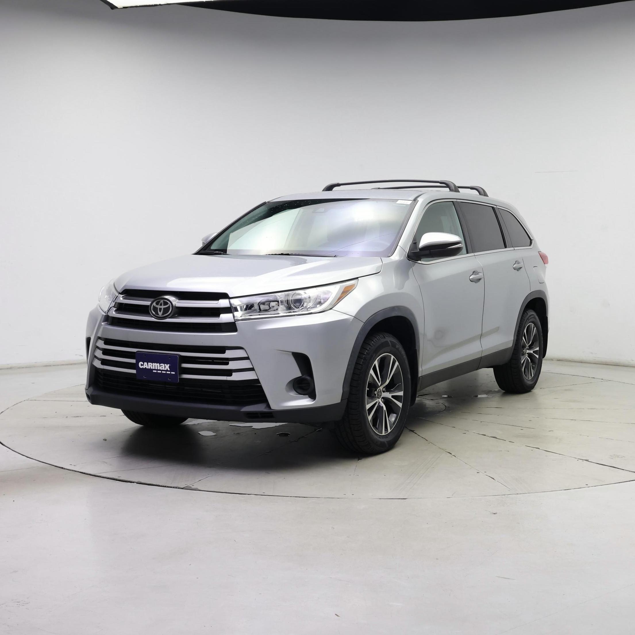 Thumbnail: 2019 Toyota Highlander - 4