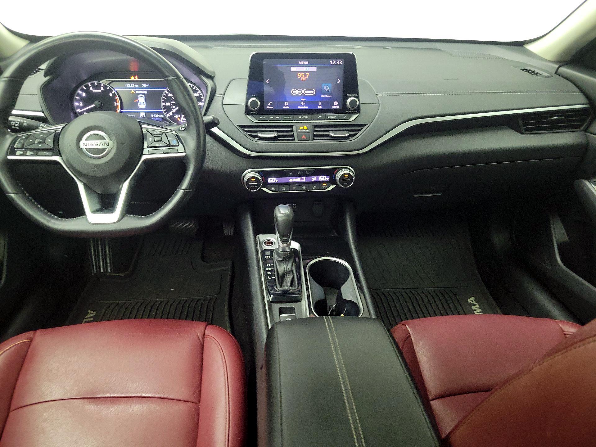 Thumbnail: 2020 Nissan Altima - 9