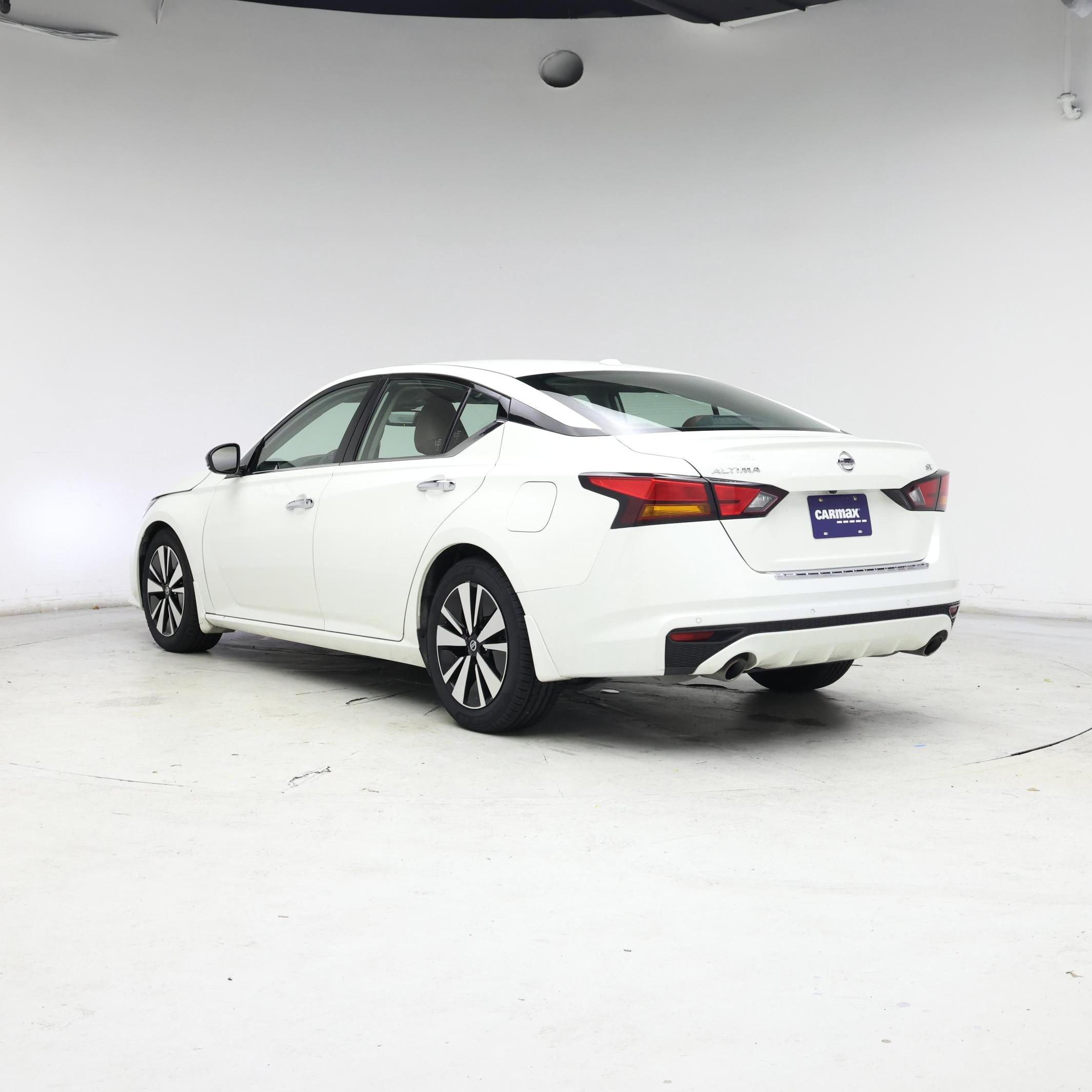 Thumbnail: 2020 Nissan Altima - 2