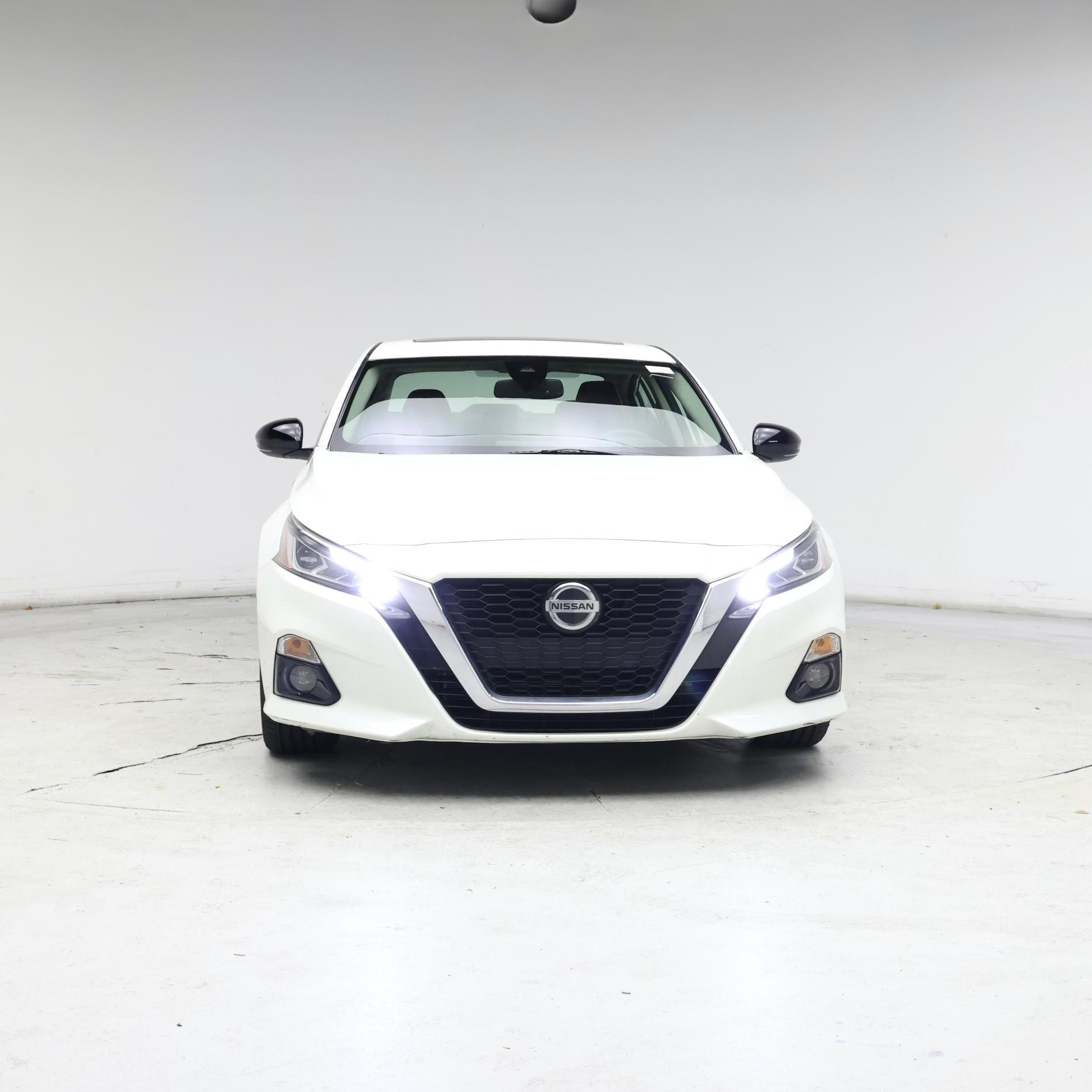 Thumbnail: 2020 Nissan Altima - 5