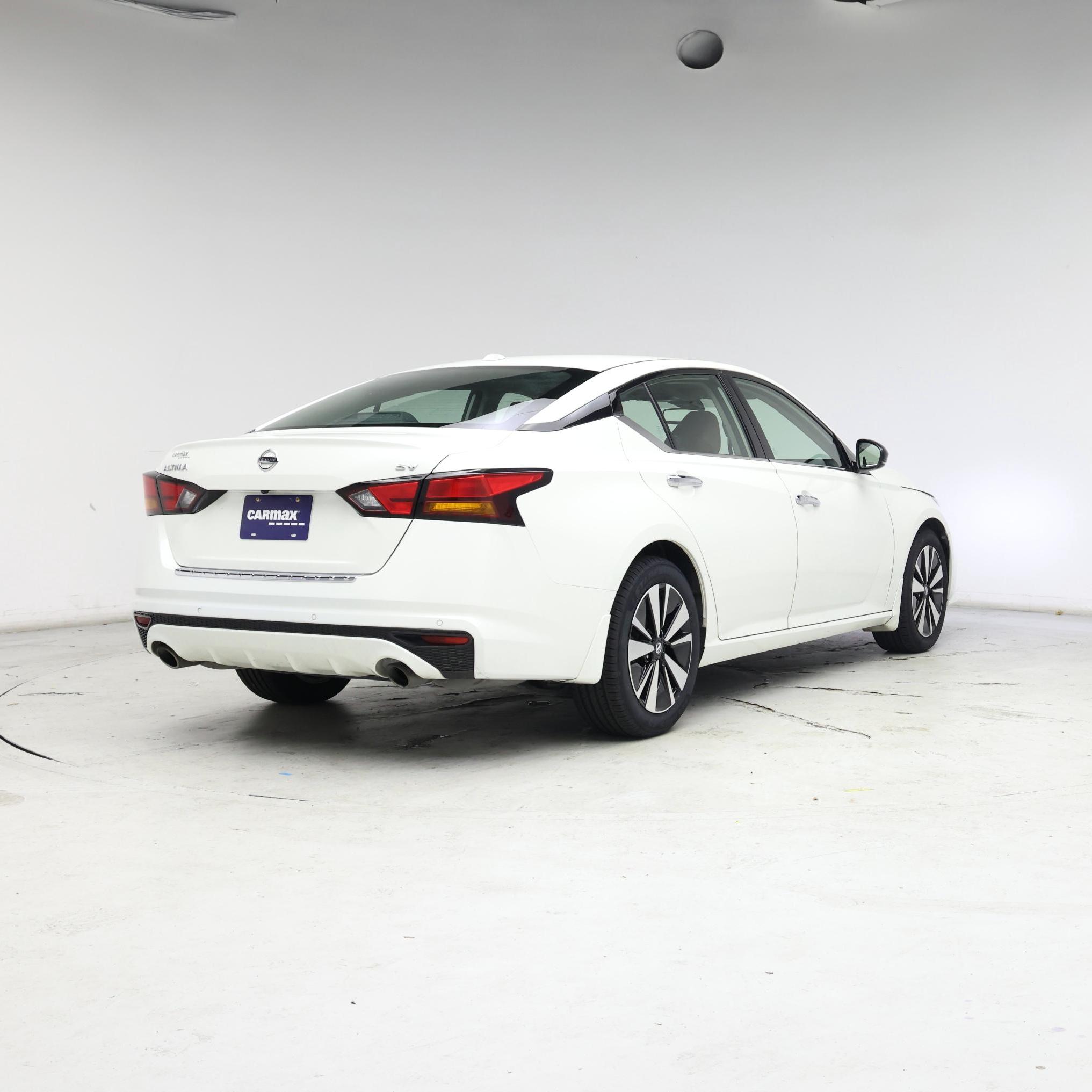 Thumbnail: 2020 Nissan Altima - 8