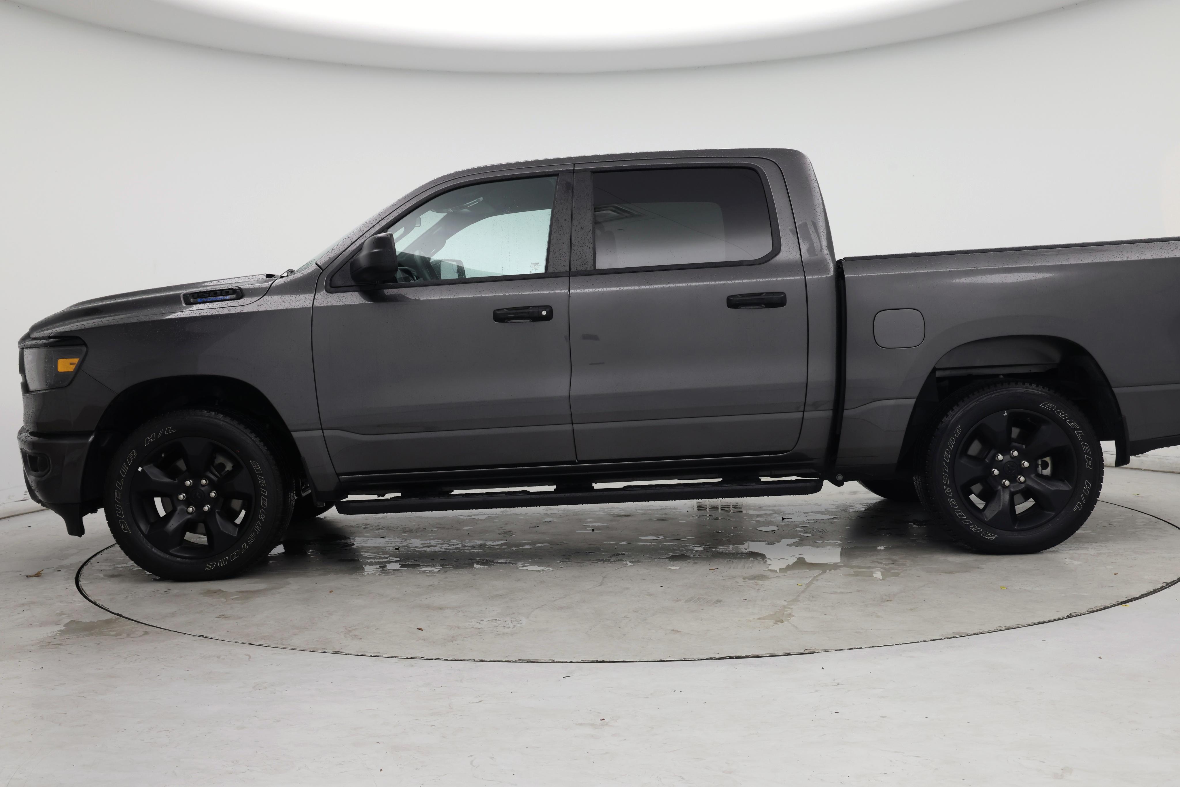 Thumbnail: 2024 RAM 1500 - 3