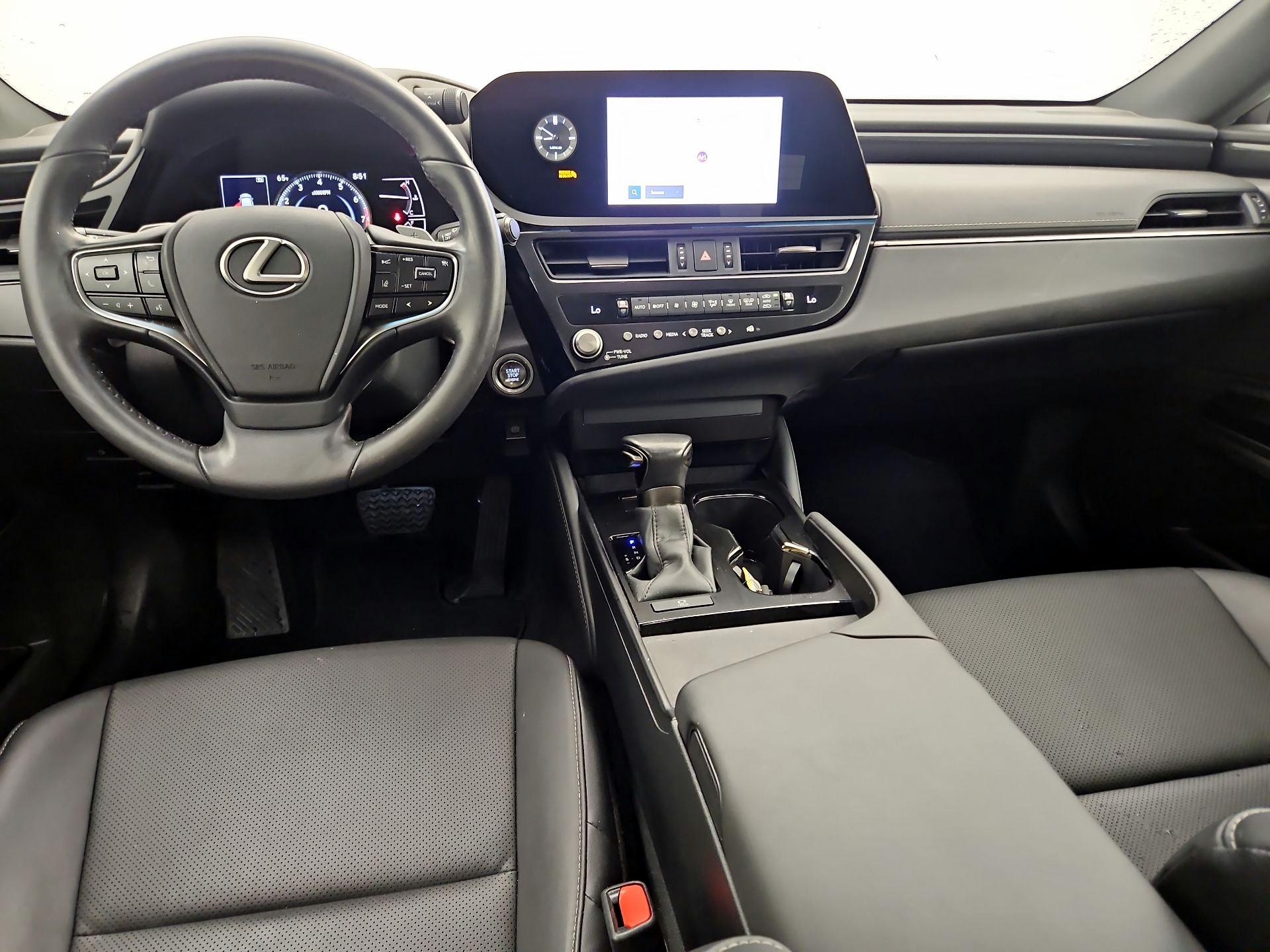 Thumbnail: 2023 Lexus ES - 9