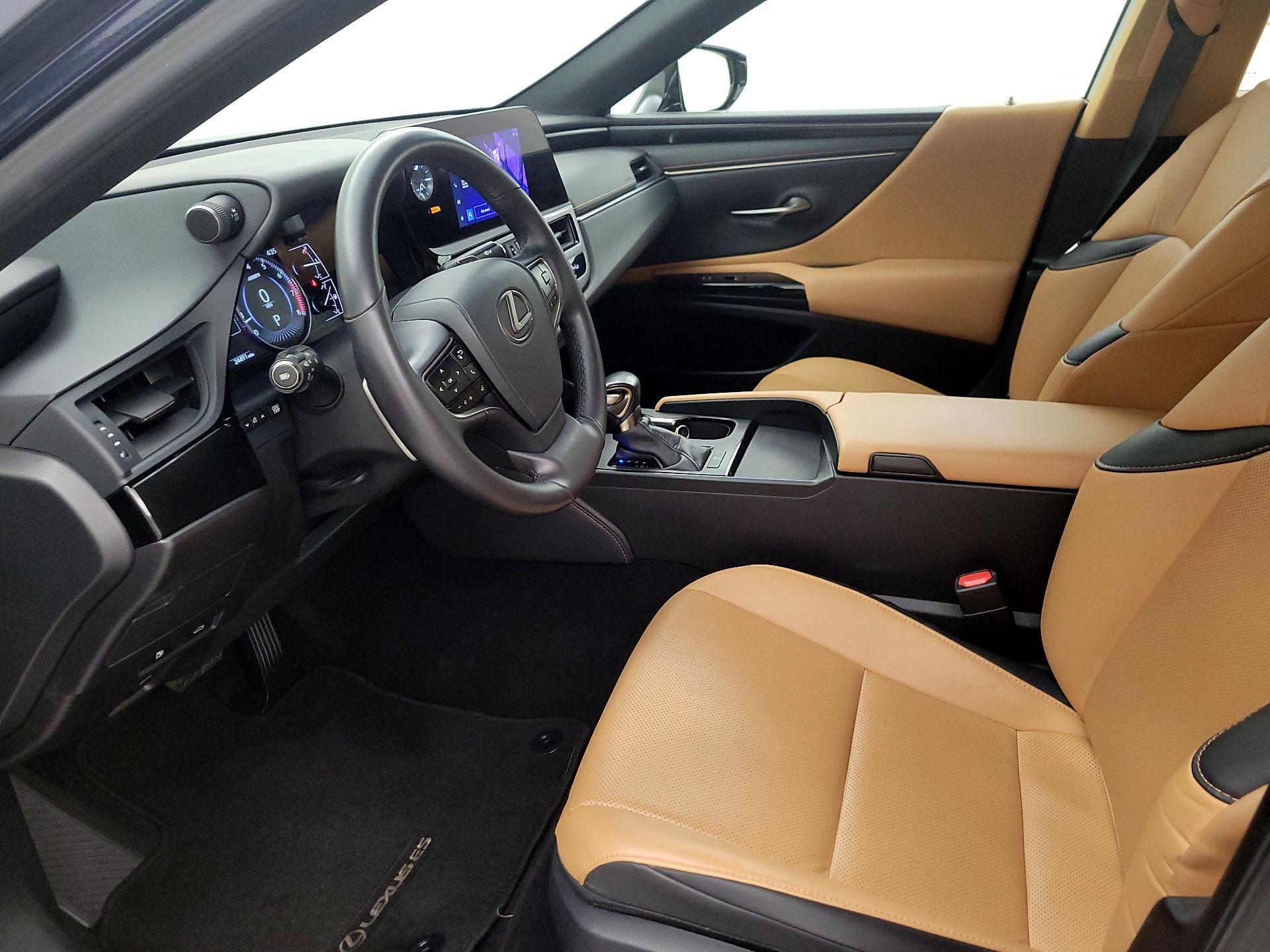 Thumbnail: 2023 Lexus ES - 11
