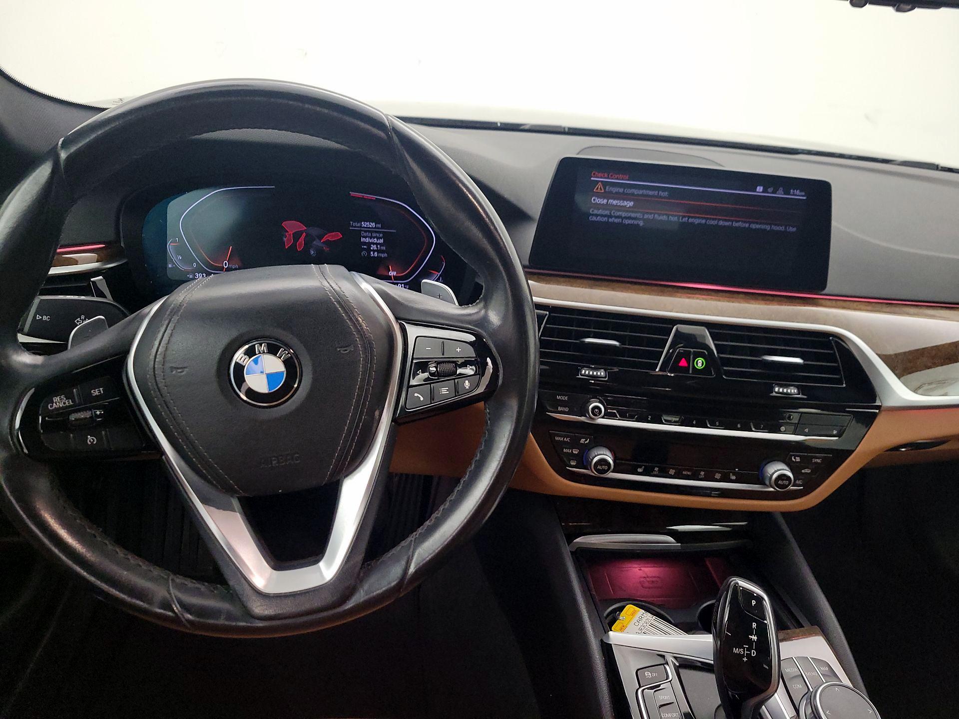 Thumbnail: 2020 BMW 5 Series - 10