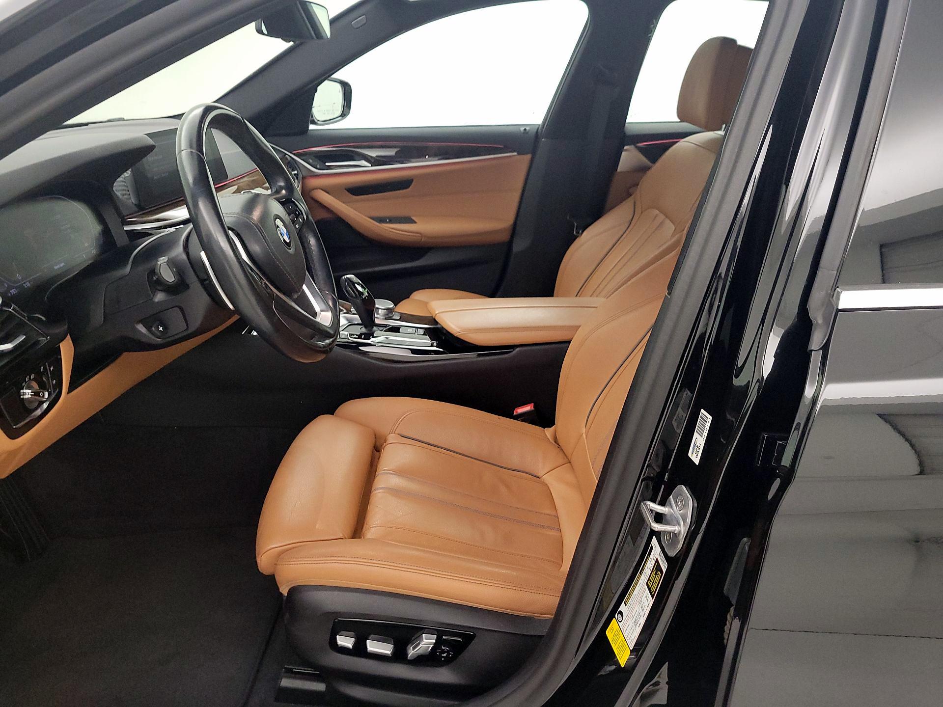 Thumbnail: 2020 BMW 5 Series - 11