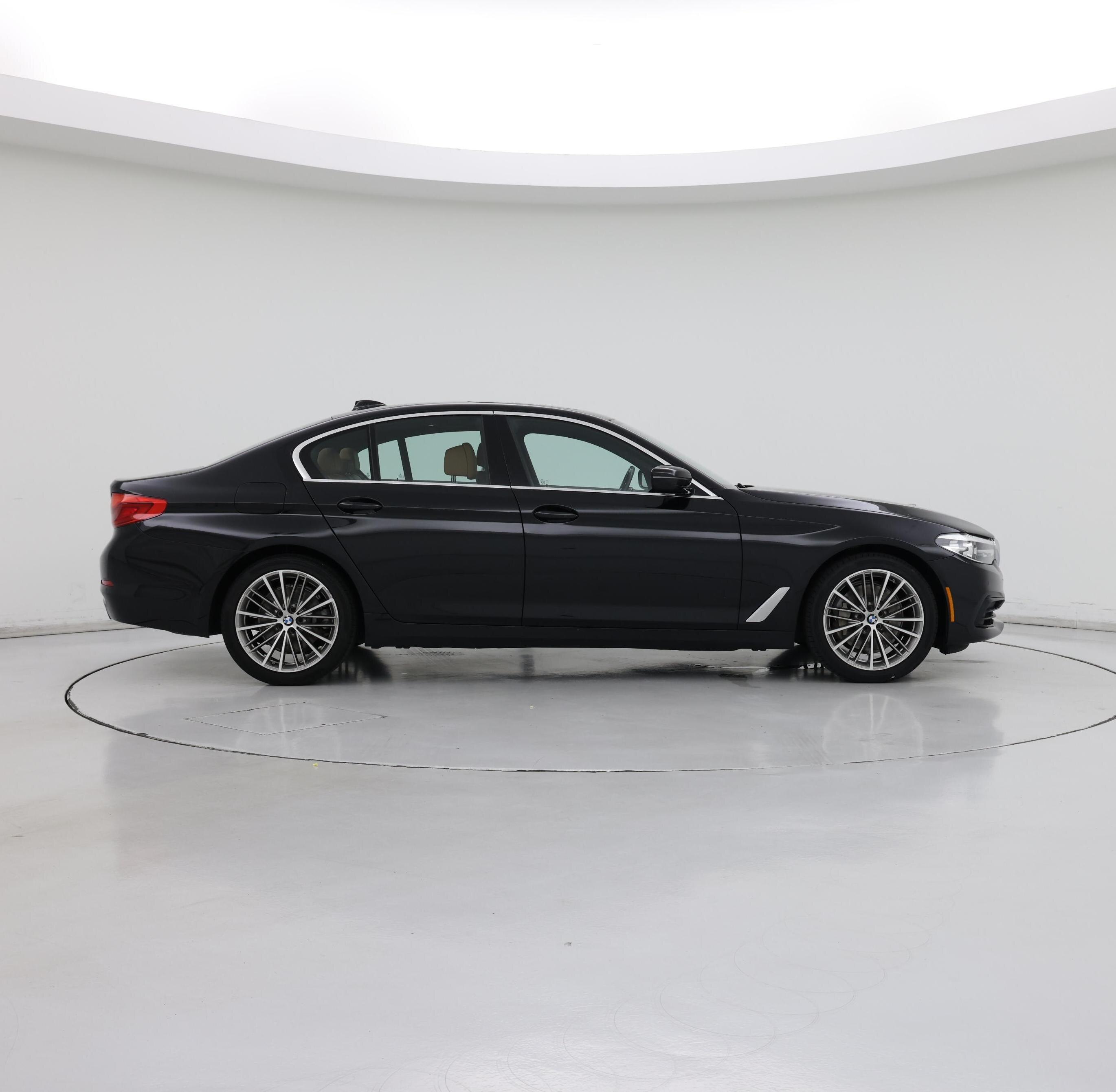 Thumbnail: 2020 BMW 5 Series - 7