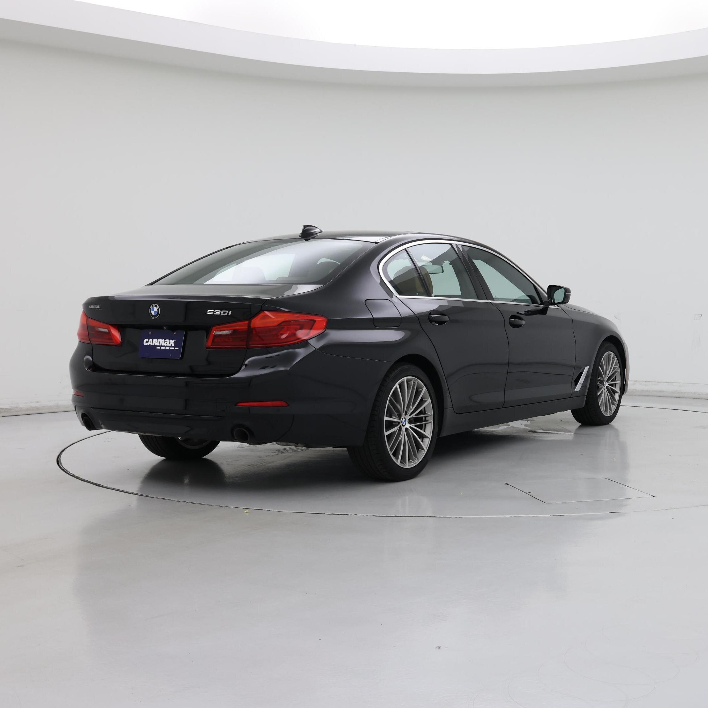Thumbnail: 2020 BMW 5 Series - 8