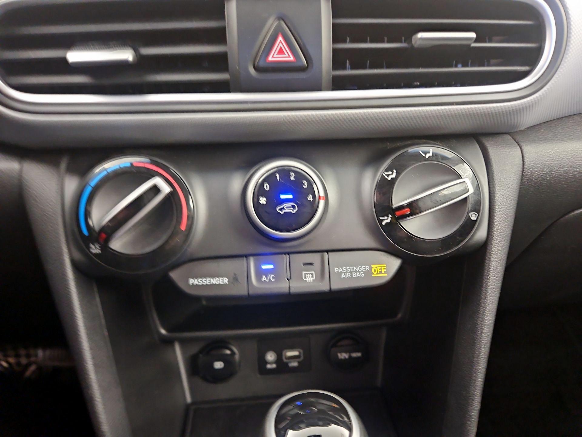 Thumbnail: 2021 Hyundai Kona - 17
