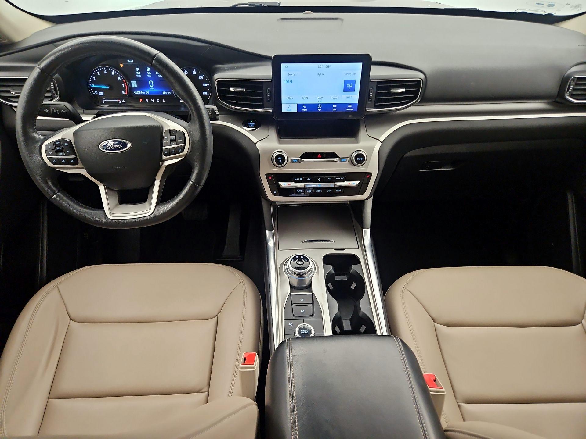 Thumbnail: 2021 Ford Explorer - 9