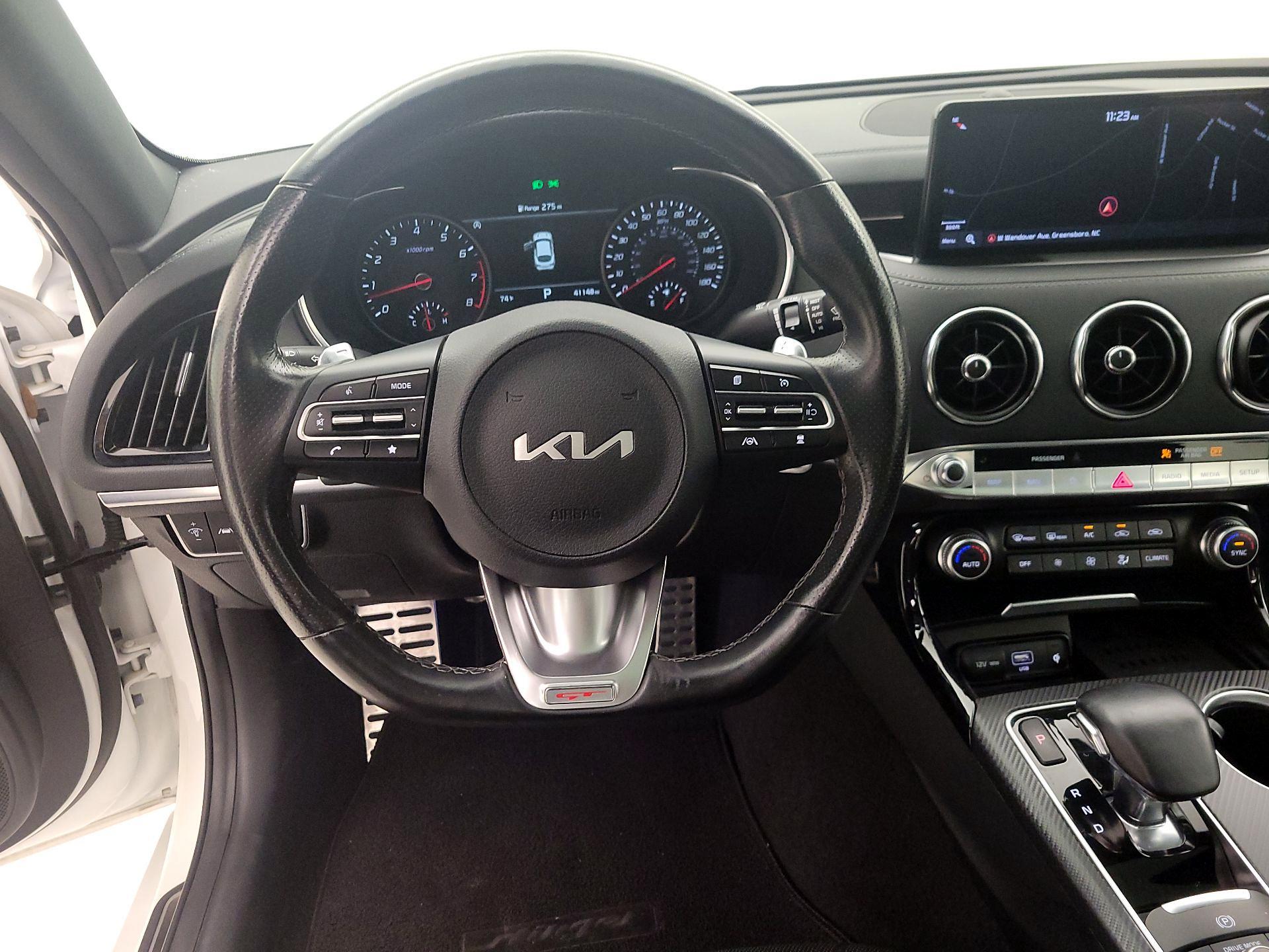 Thumbnail: 2022 Kia Stinger - 10