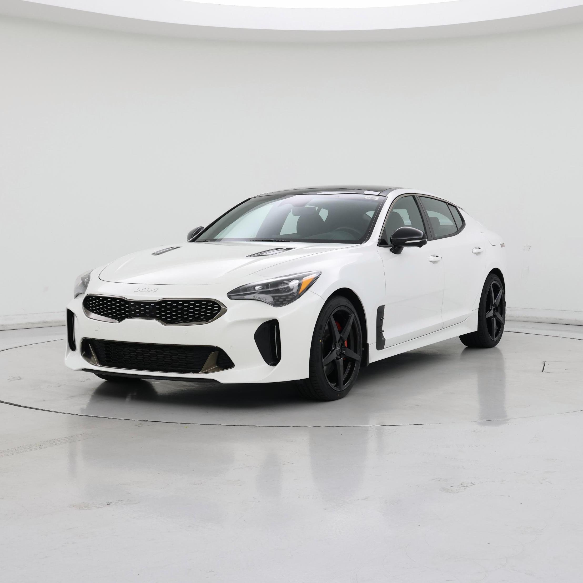 Thumbnail: 2022 Kia Stinger - 4
