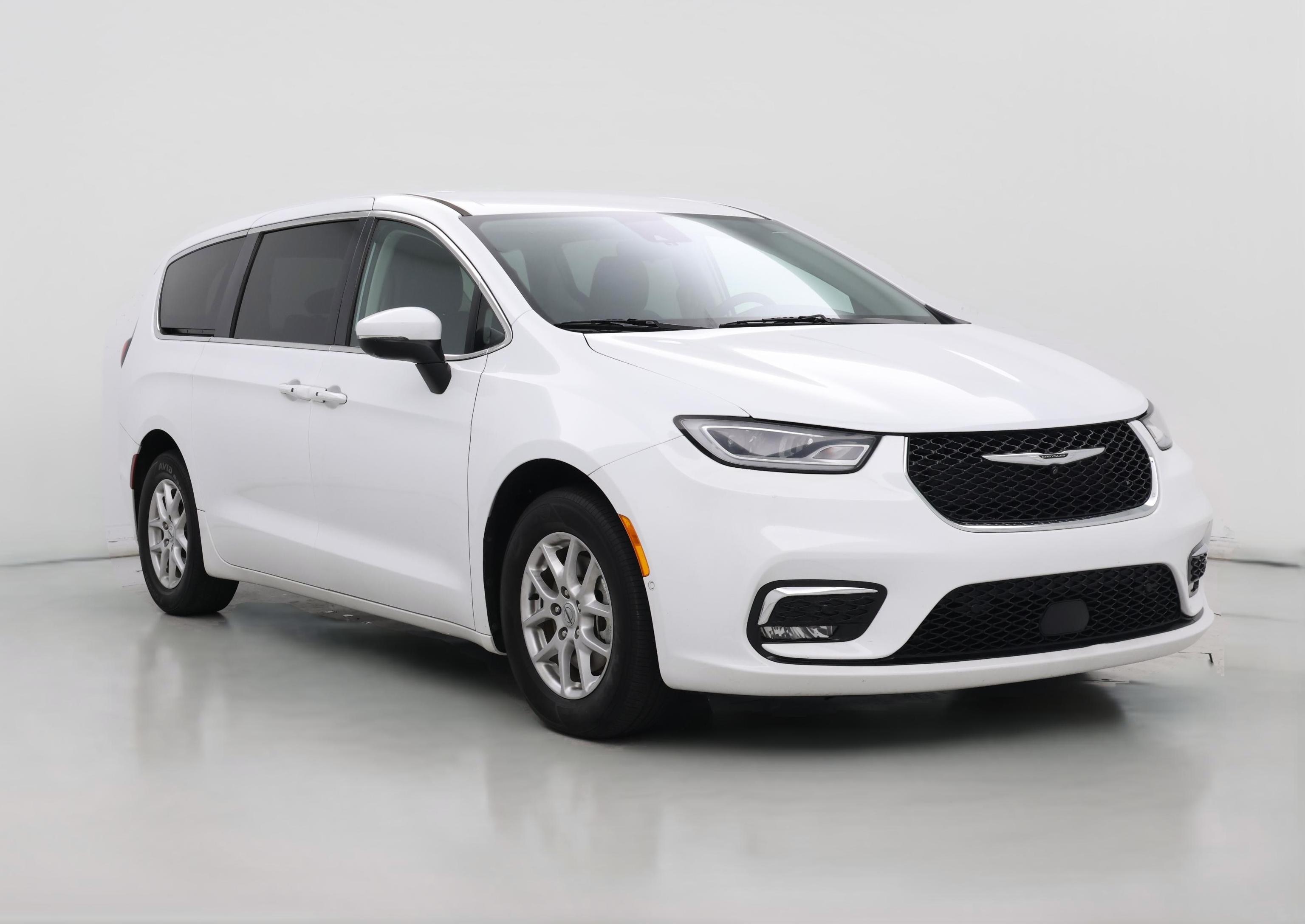 Thumbnail: 2023 Chrysler Pacifica - 1