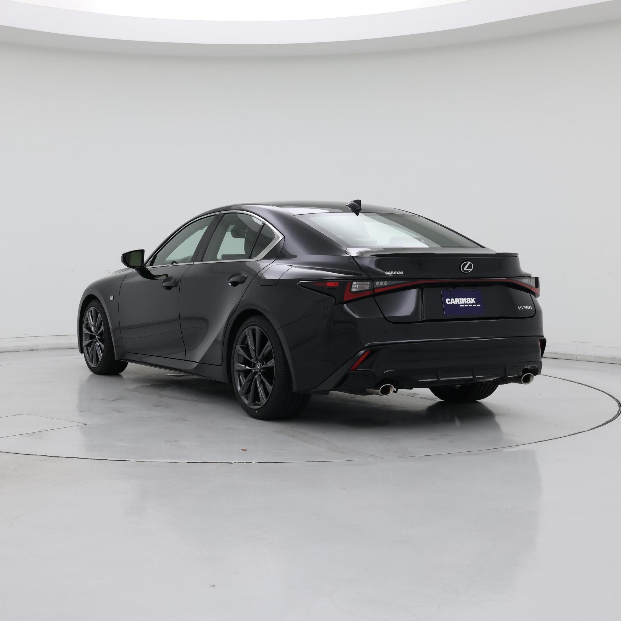 Thumbnail: 2022 Lexus IS - 2