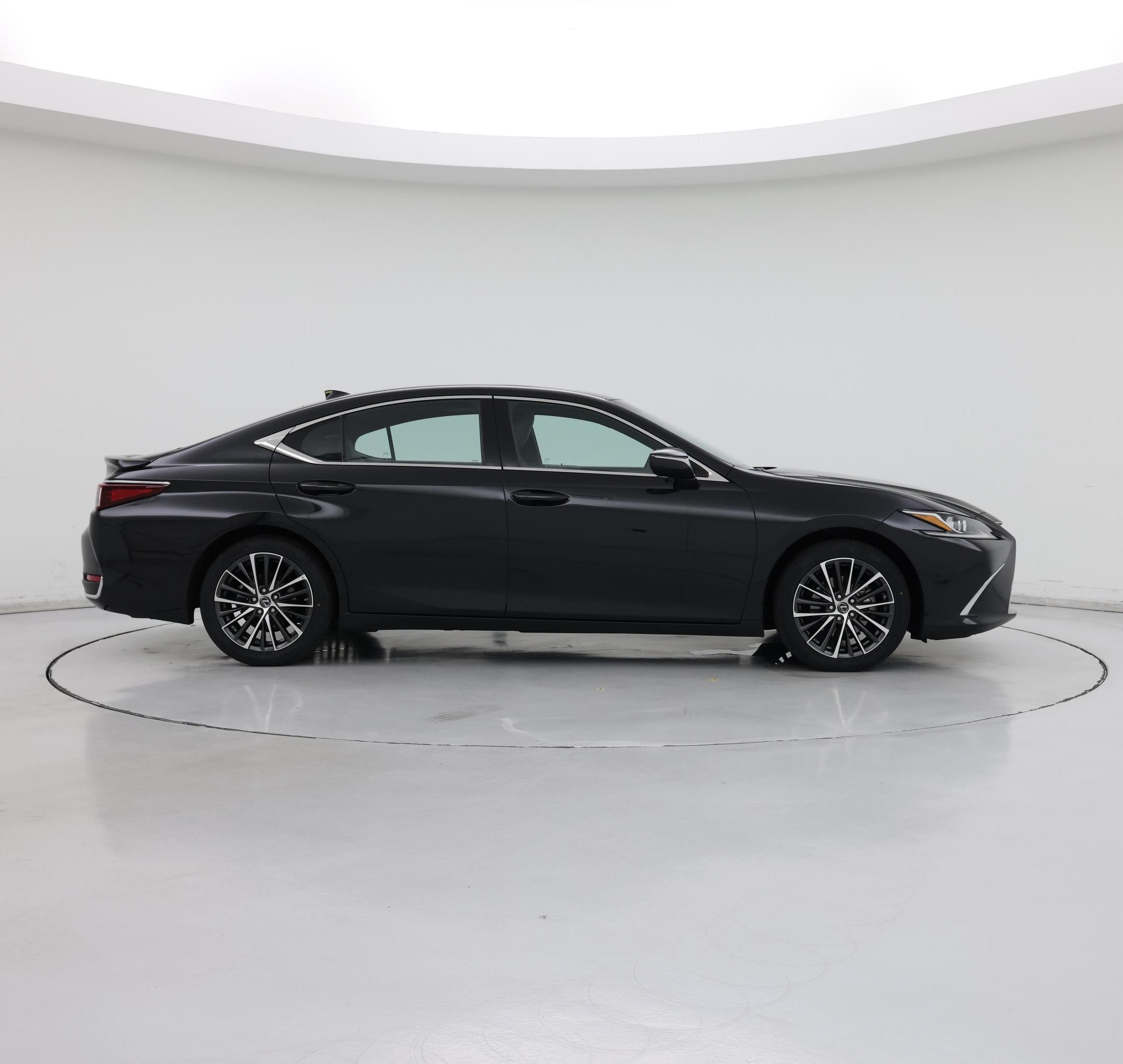 Thumbnail: 2023 Lexus ES - 7