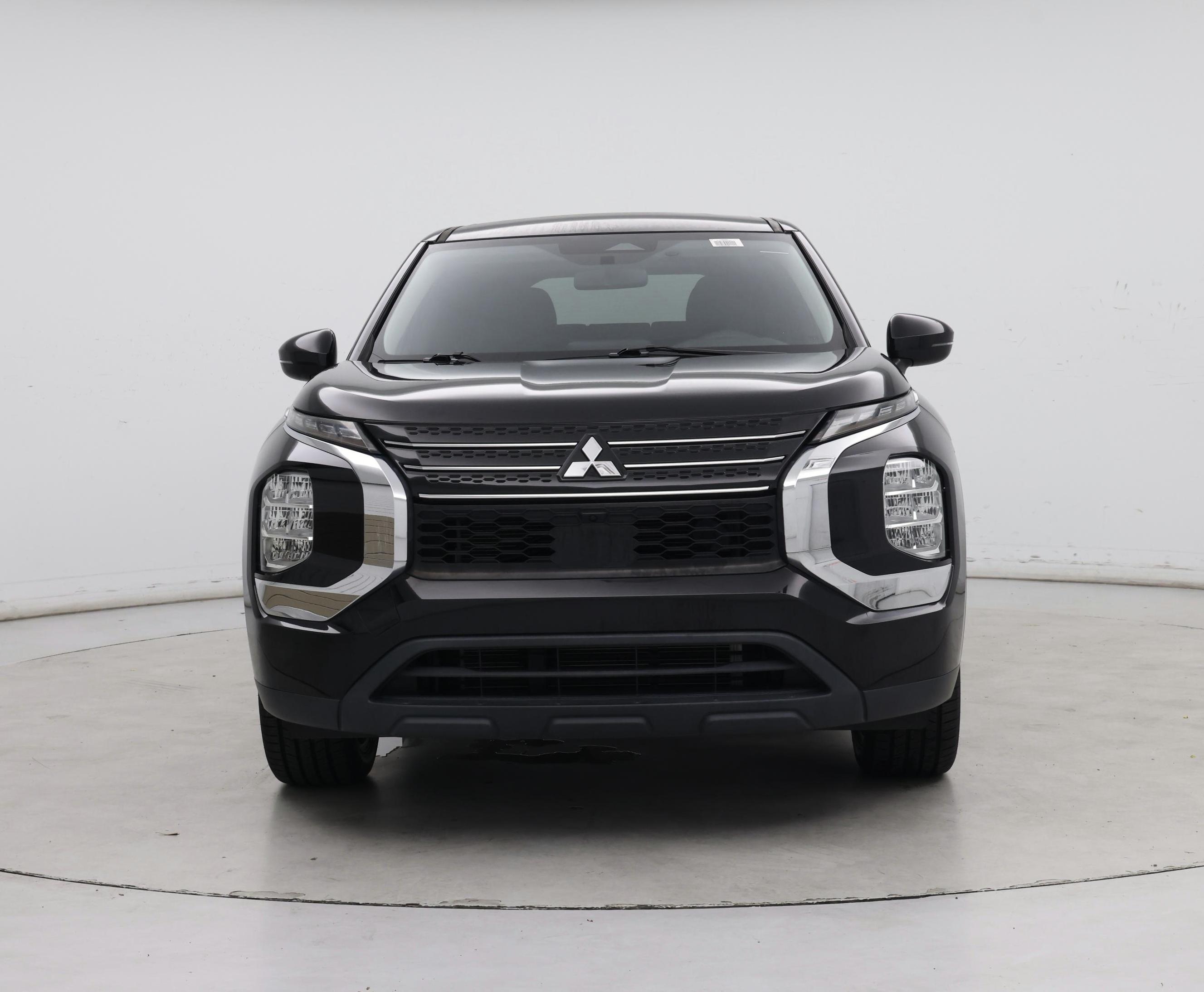 Thumbnail: 2022 Mitsubishi Outlander - 5