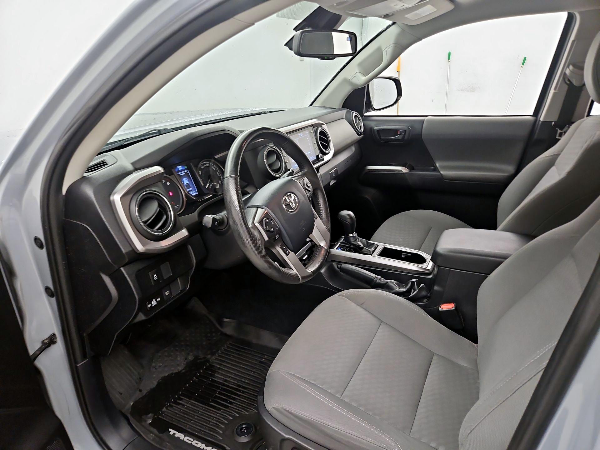 Thumbnail: 2020 Toyota Tacoma - 11