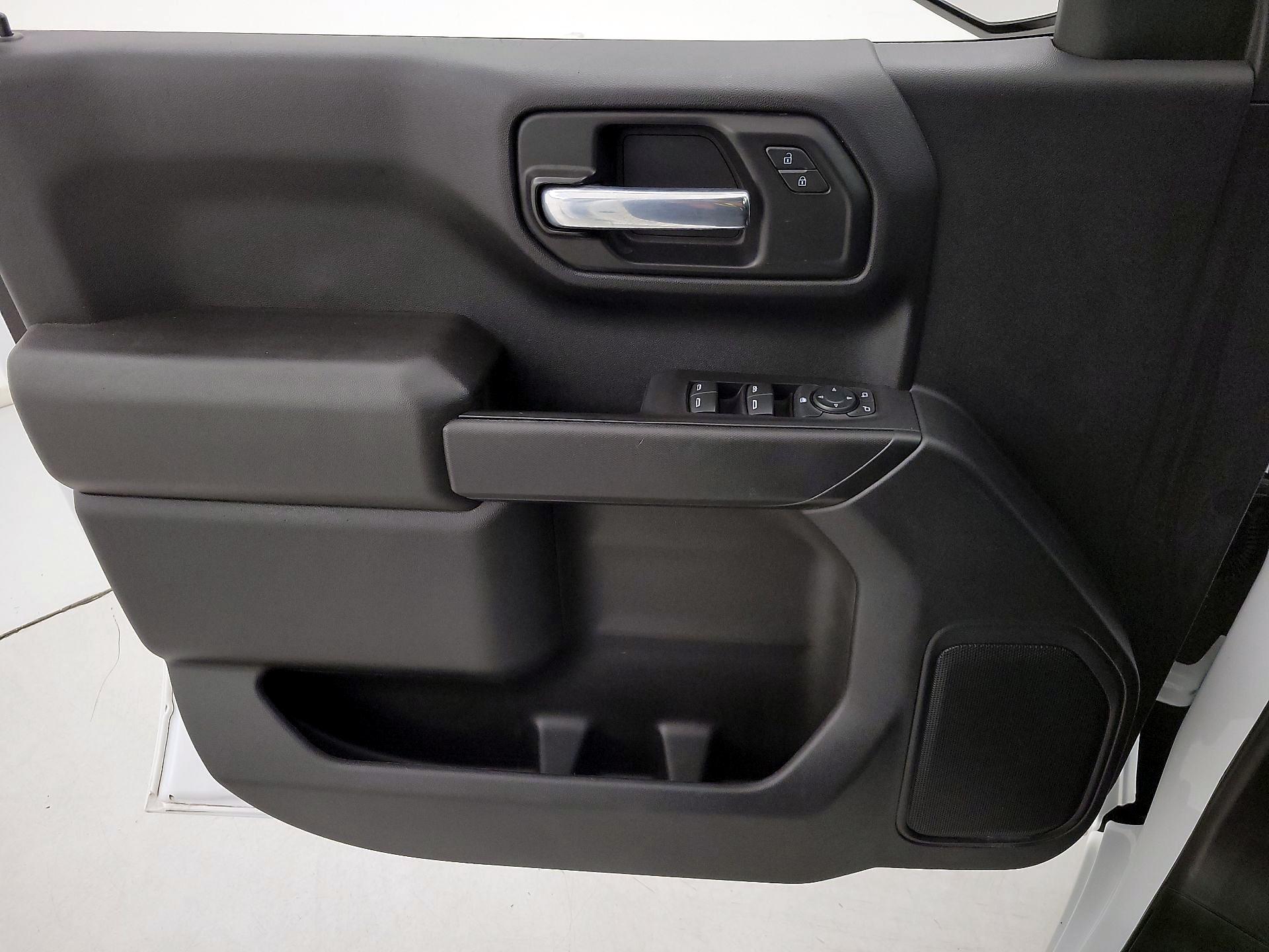 Thumbnail: 2021 Chevrolet Silverado 1500 - 12