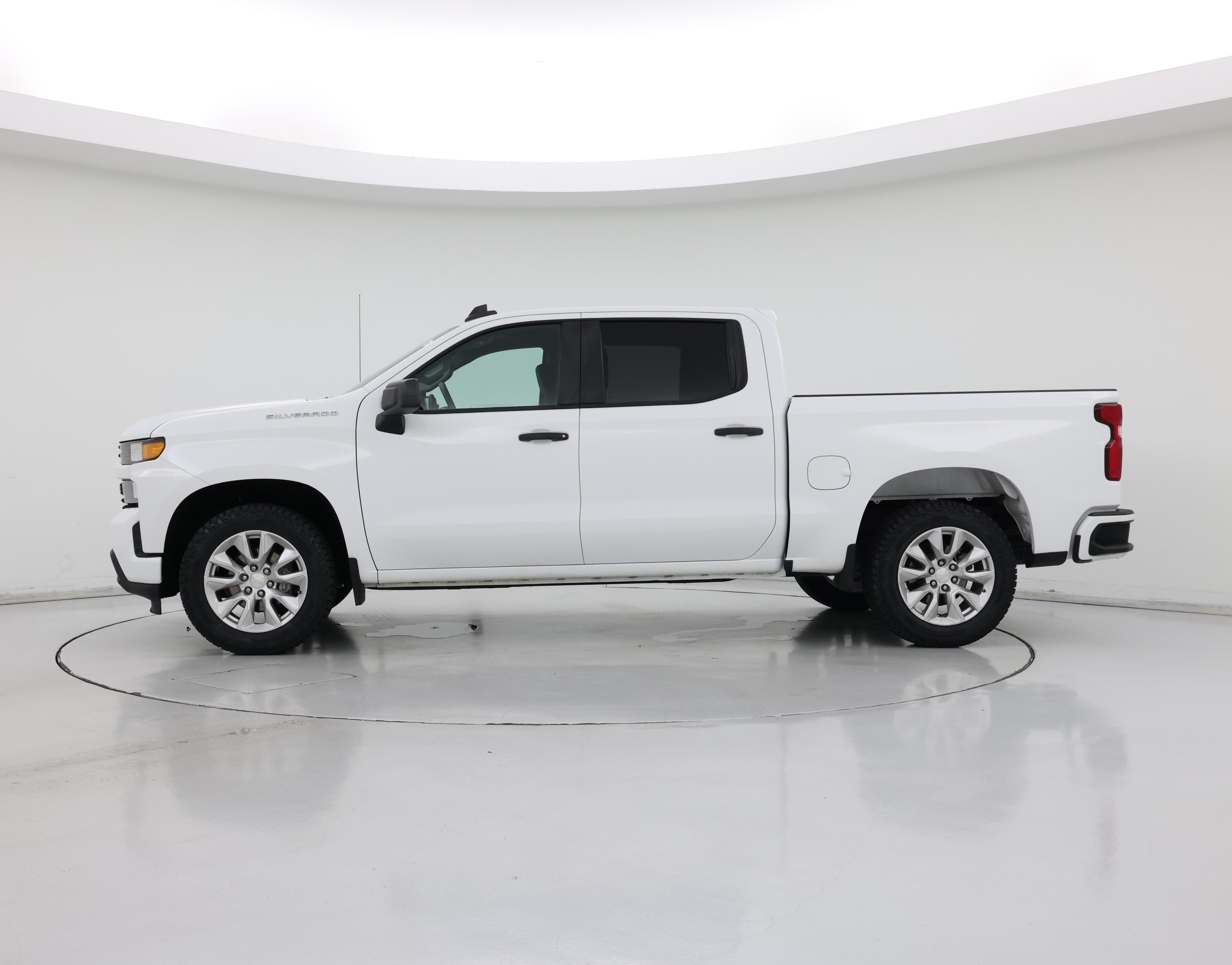 Thumbnail: 2021 Chevrolet Silverado 1500 - 3