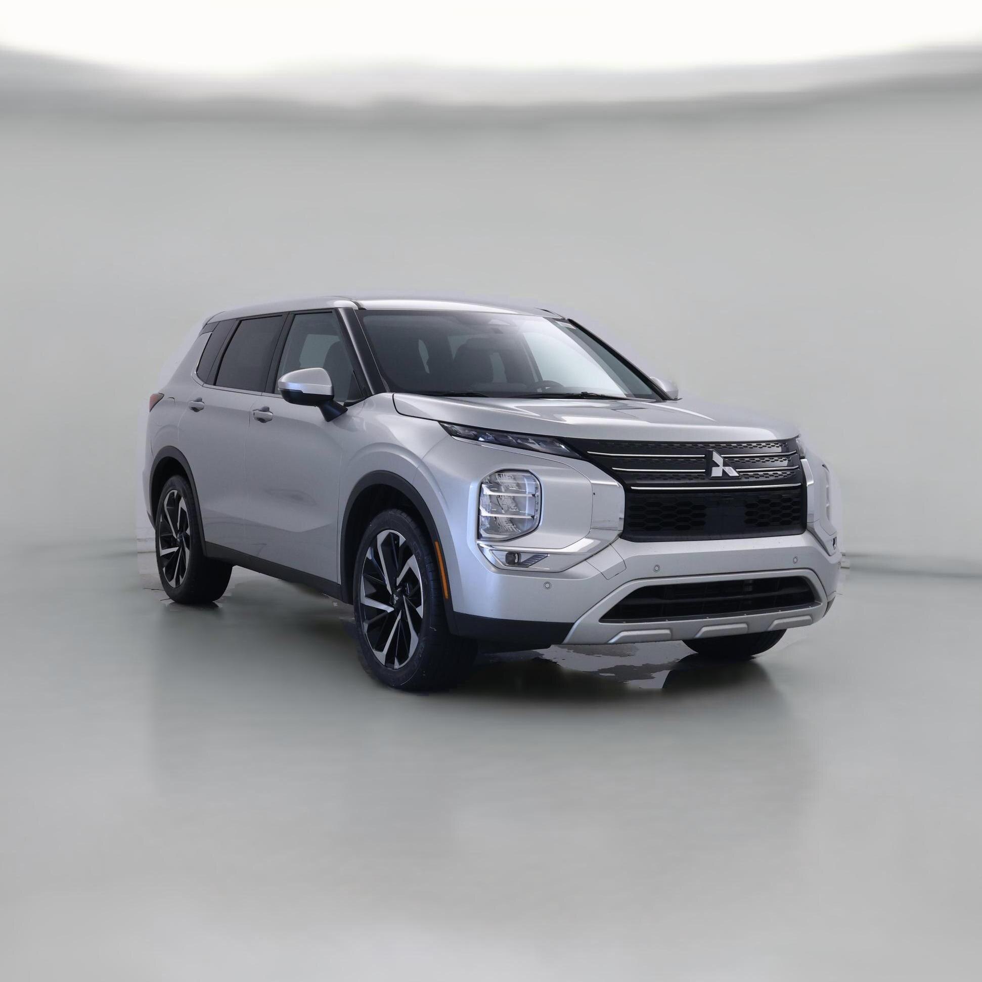 Thumbnail: 2022 Mitsubishi Outlander - 1
